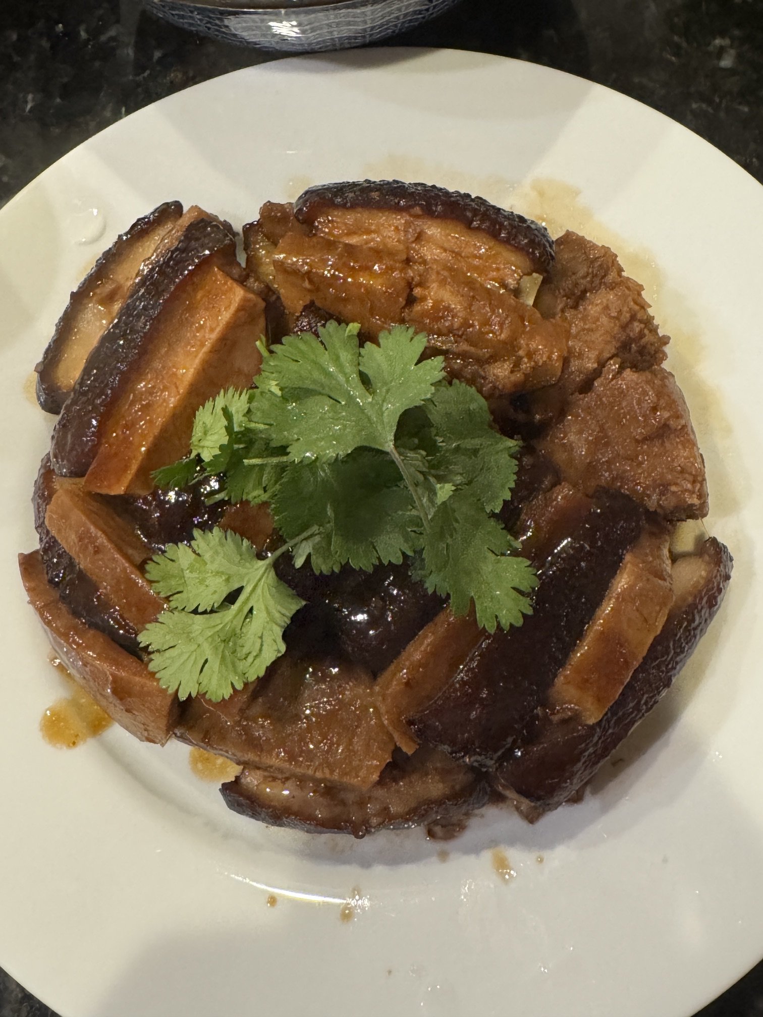 braised pork with taro root