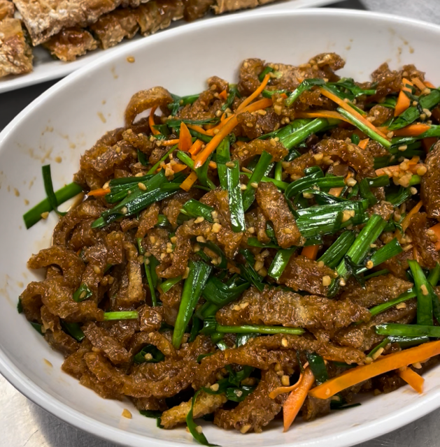 stir fried garlic chive and pork