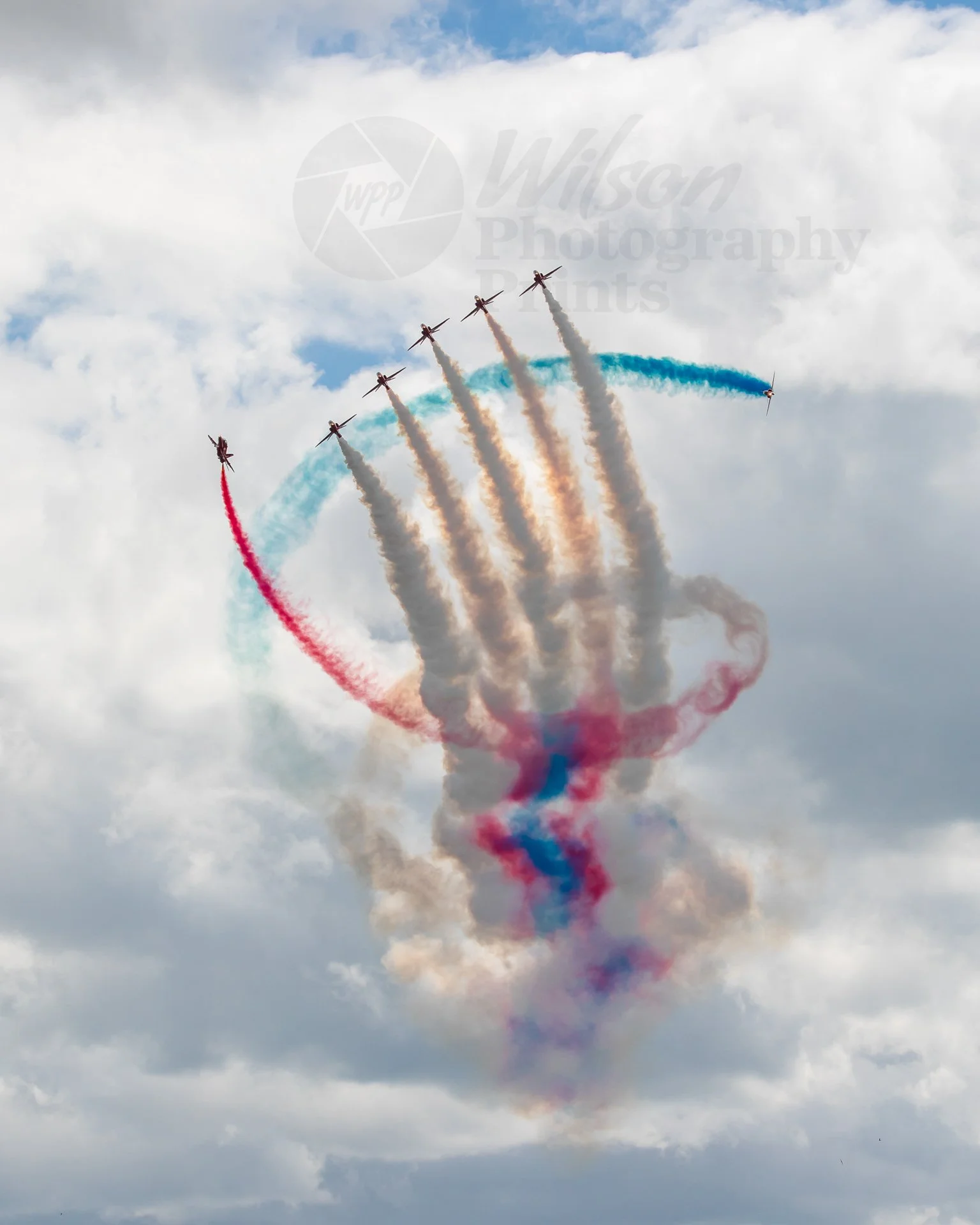 Red Arrows Corkscrew Display