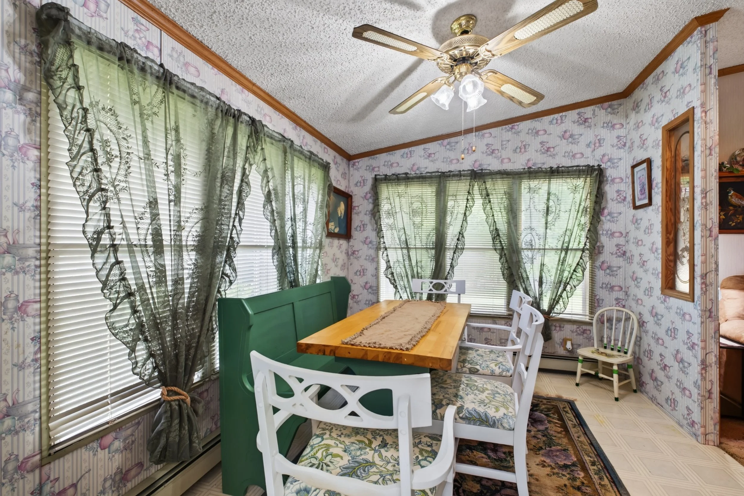 Cottage-Rental-In-Acme-PA-19.jpg