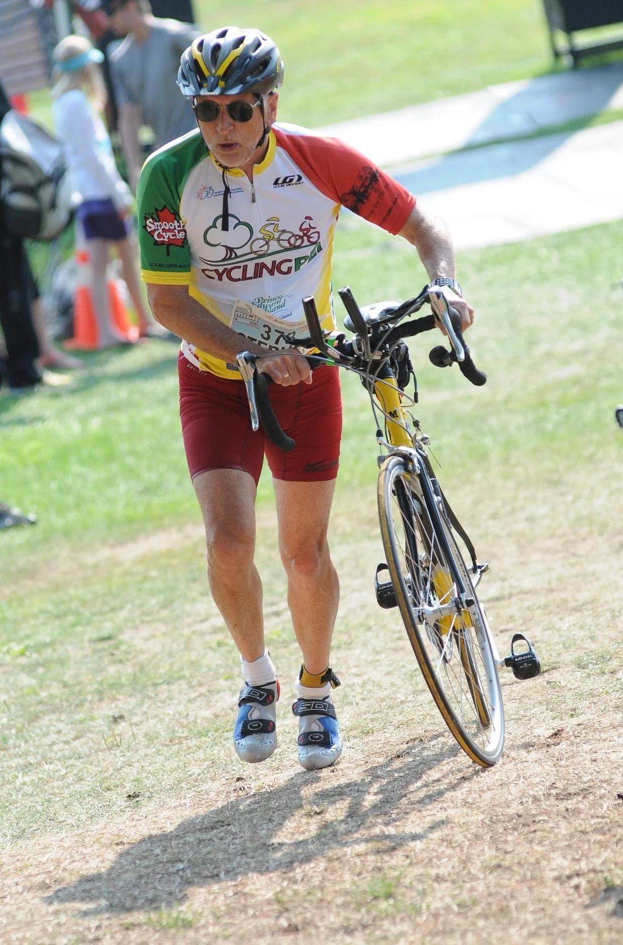 Stephen Sims departing triathlon corral to begin the bike ride during Gravenhurst triathlon
