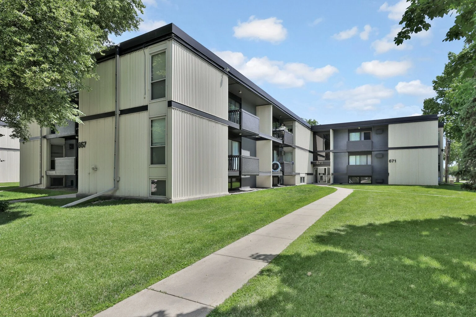 37_37_mls.jpg