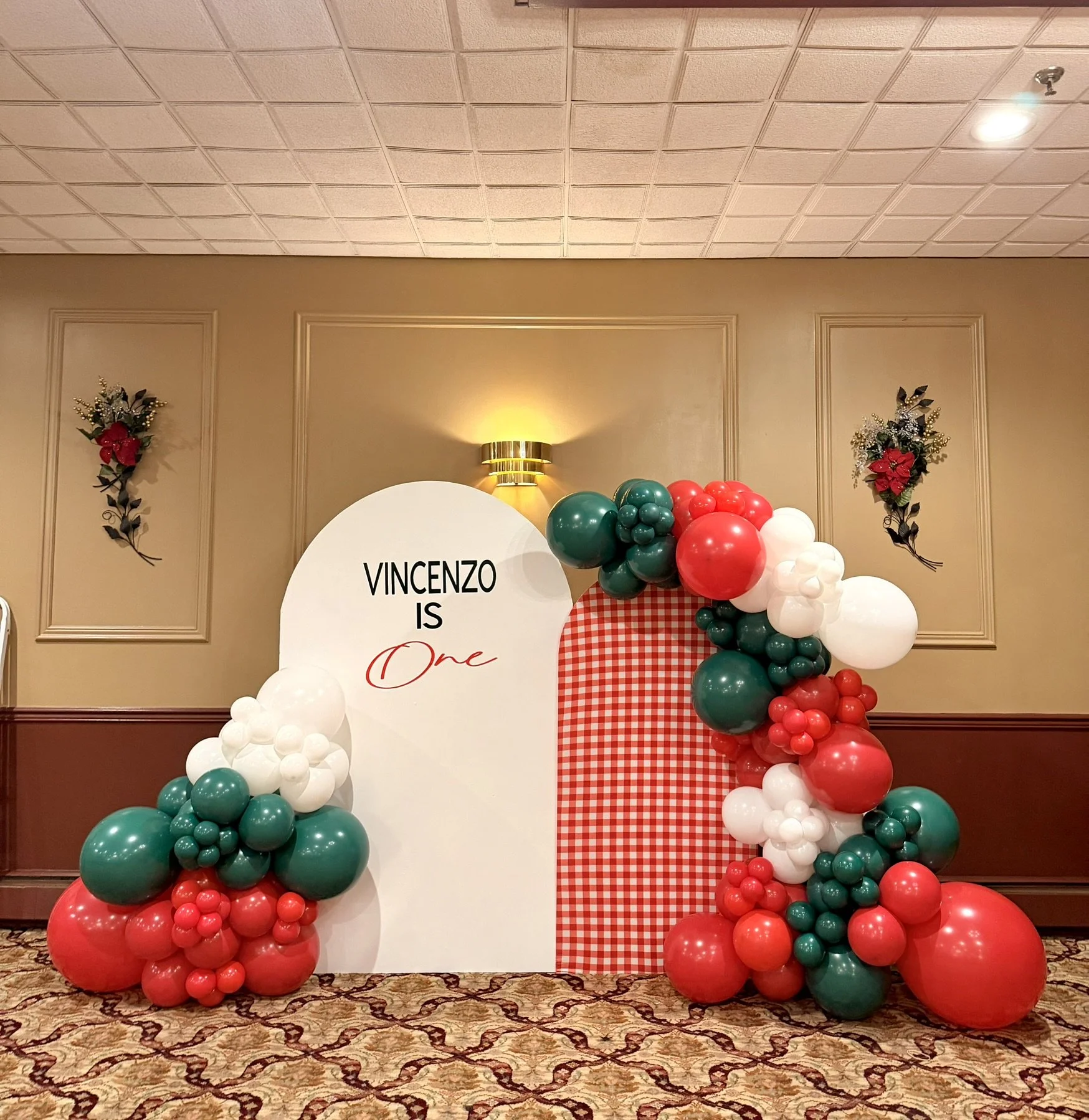 Birthday balloon arch Buffalo