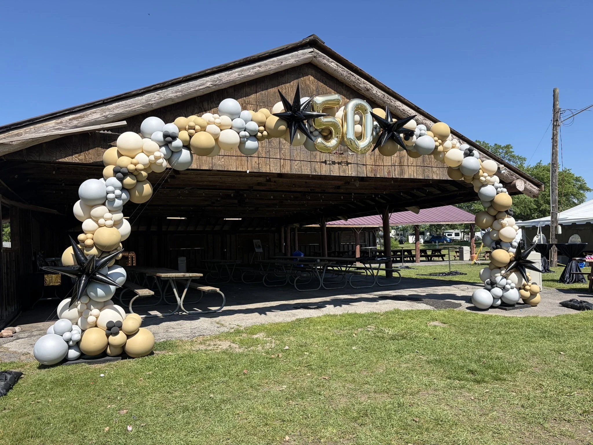50th anniversary balloon arch Buffalo