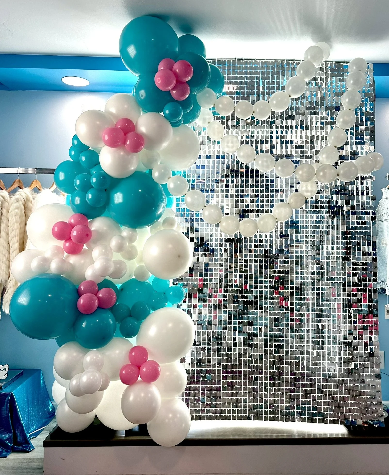 Bridal Shop balloons Buffalo
