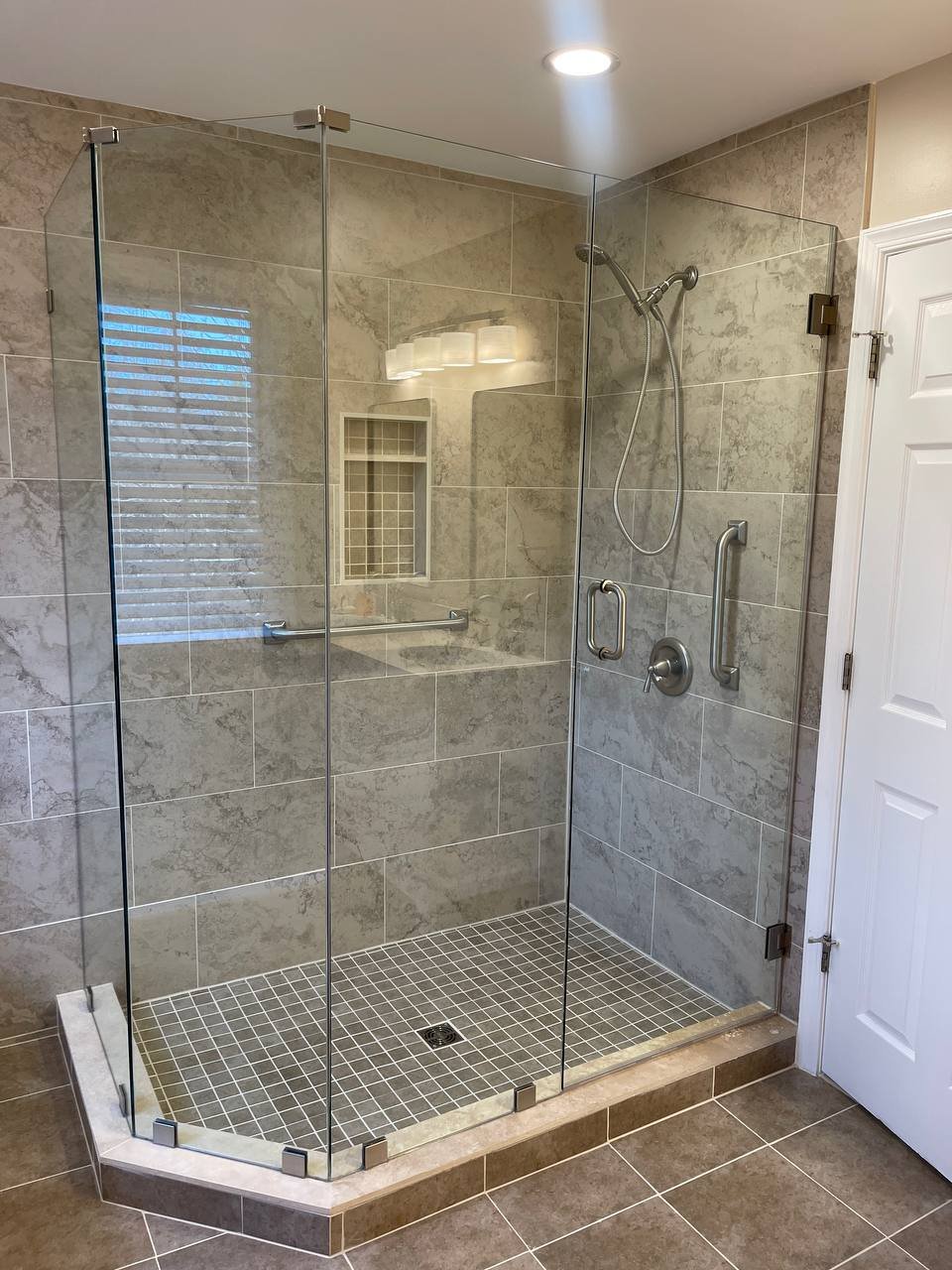 Shutter 5.jpg