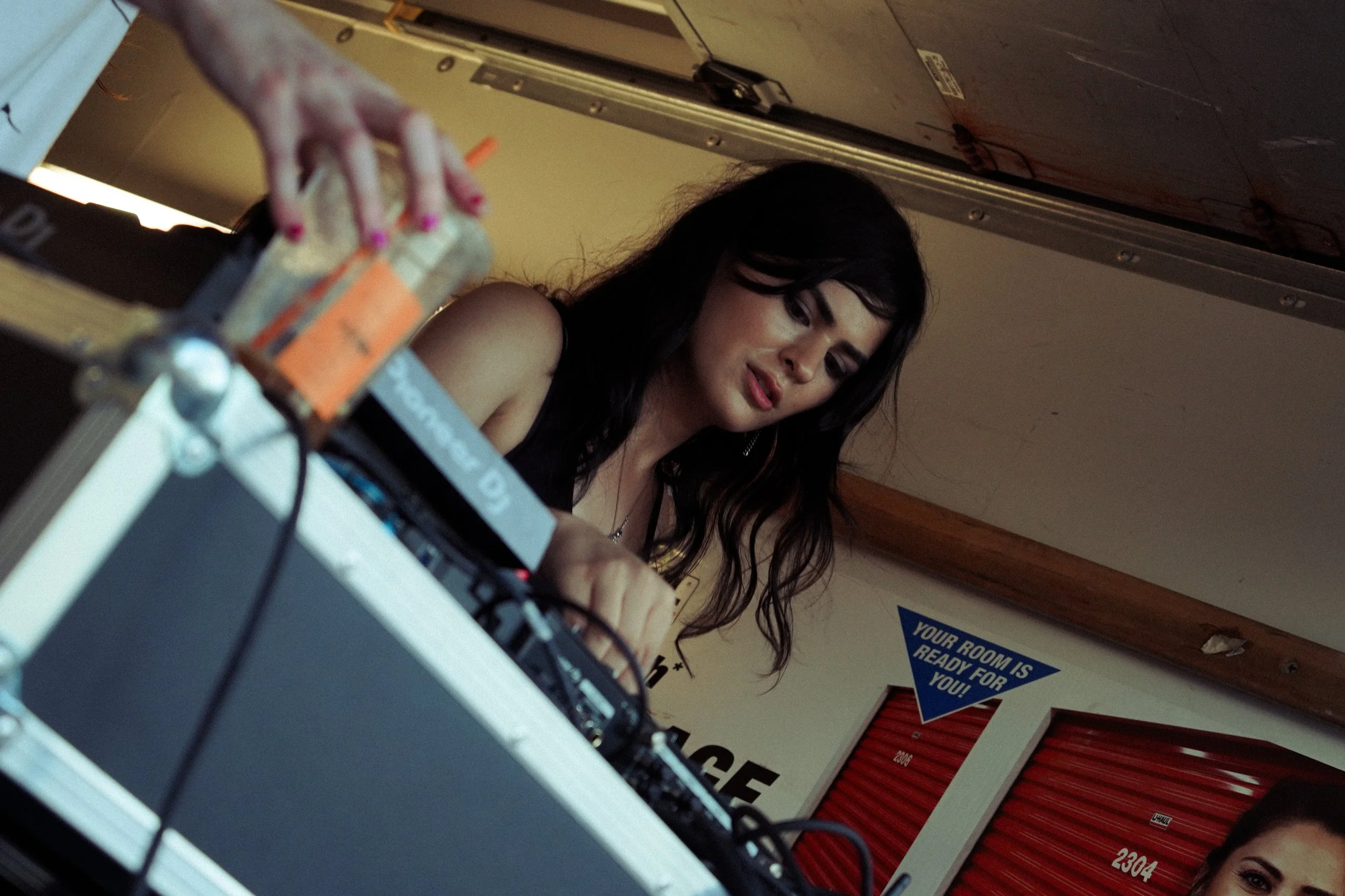 underscores u-haul b2b-4.jpg