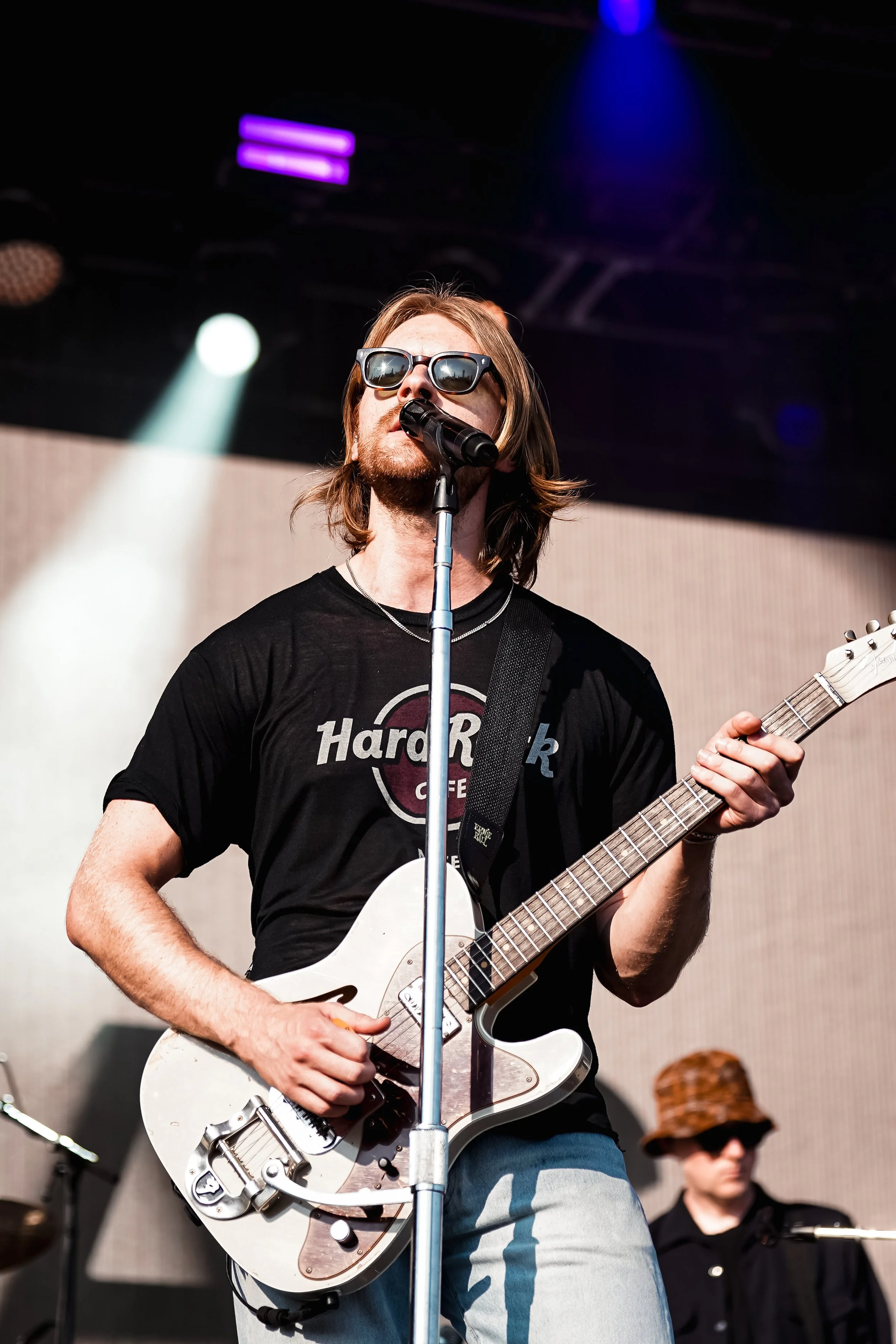 finnneas-4.jpg