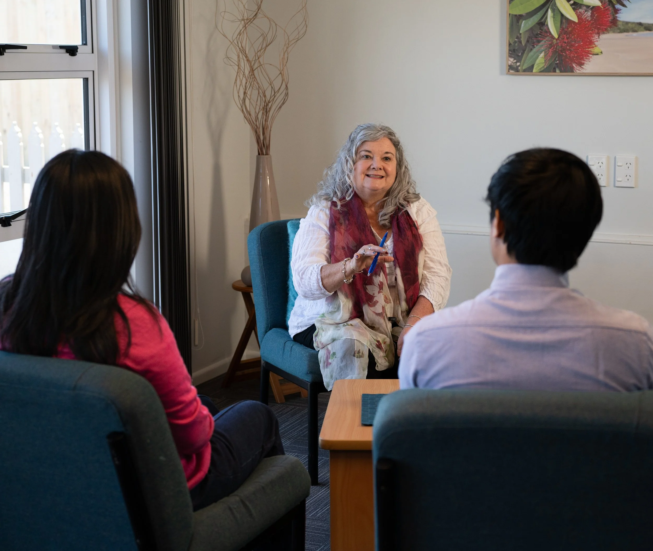 counsellor supporting a couple during a couples counselling session at Pakuranga Counselling Centre
