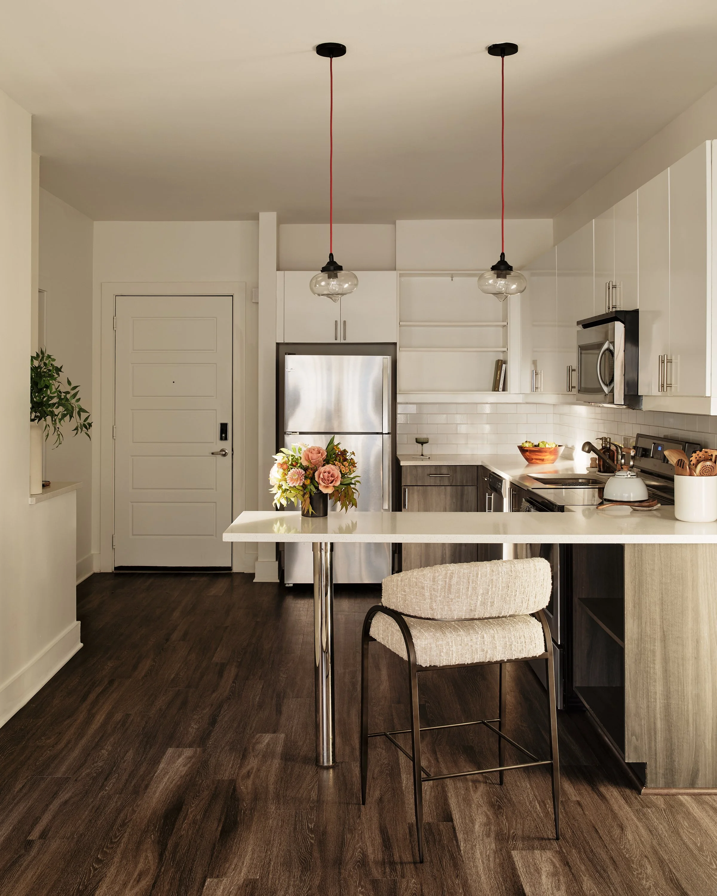 StacksOnMain_ModelUnit_Kitchen_02_WebSafe.jpg