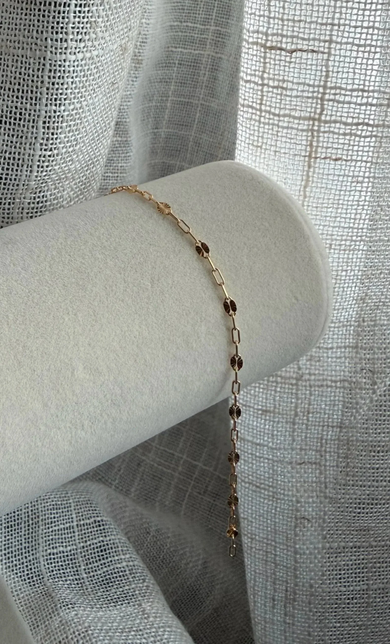 Sunburst Paperclip Chain