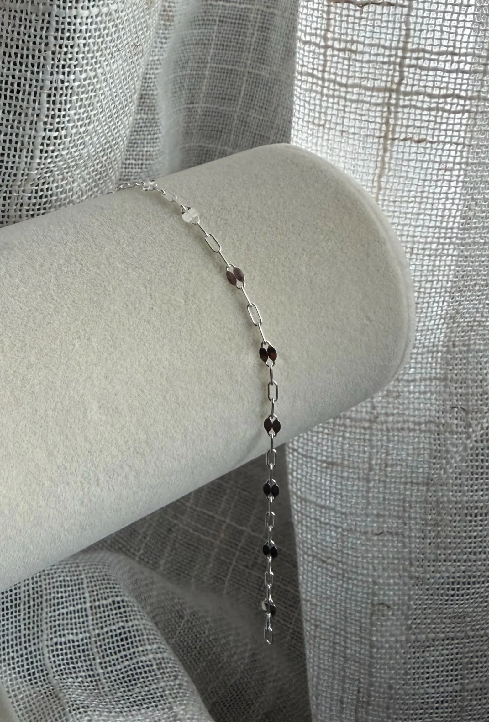 Flattened Paperclip Chain