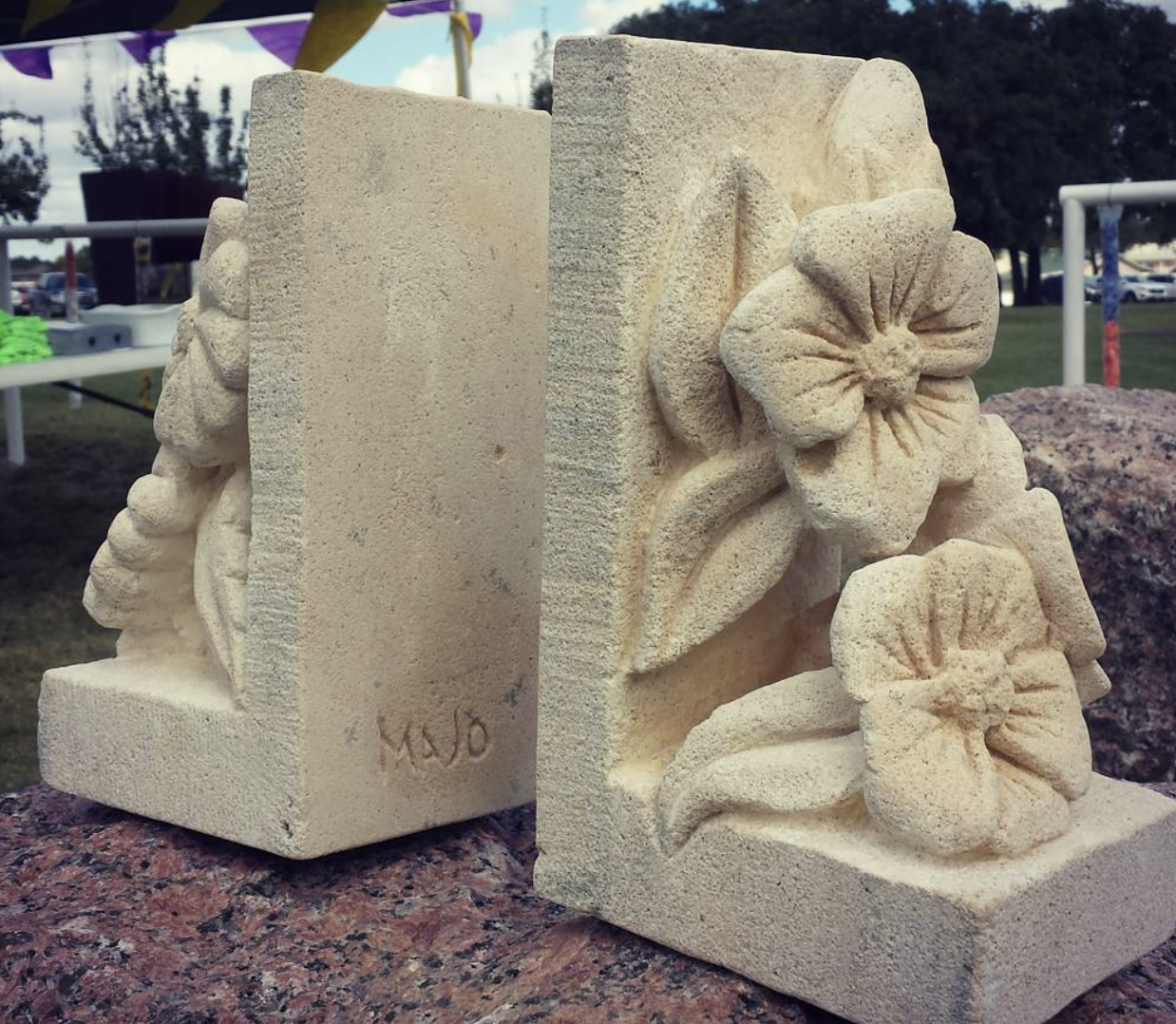 Flowery book ends for non-profit silent auction