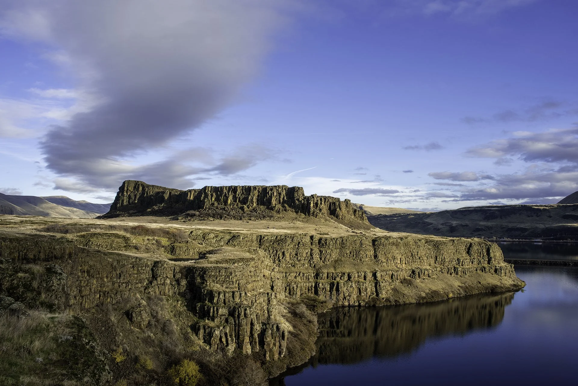 Horsethief Butte, Washington, December 2023.jpg