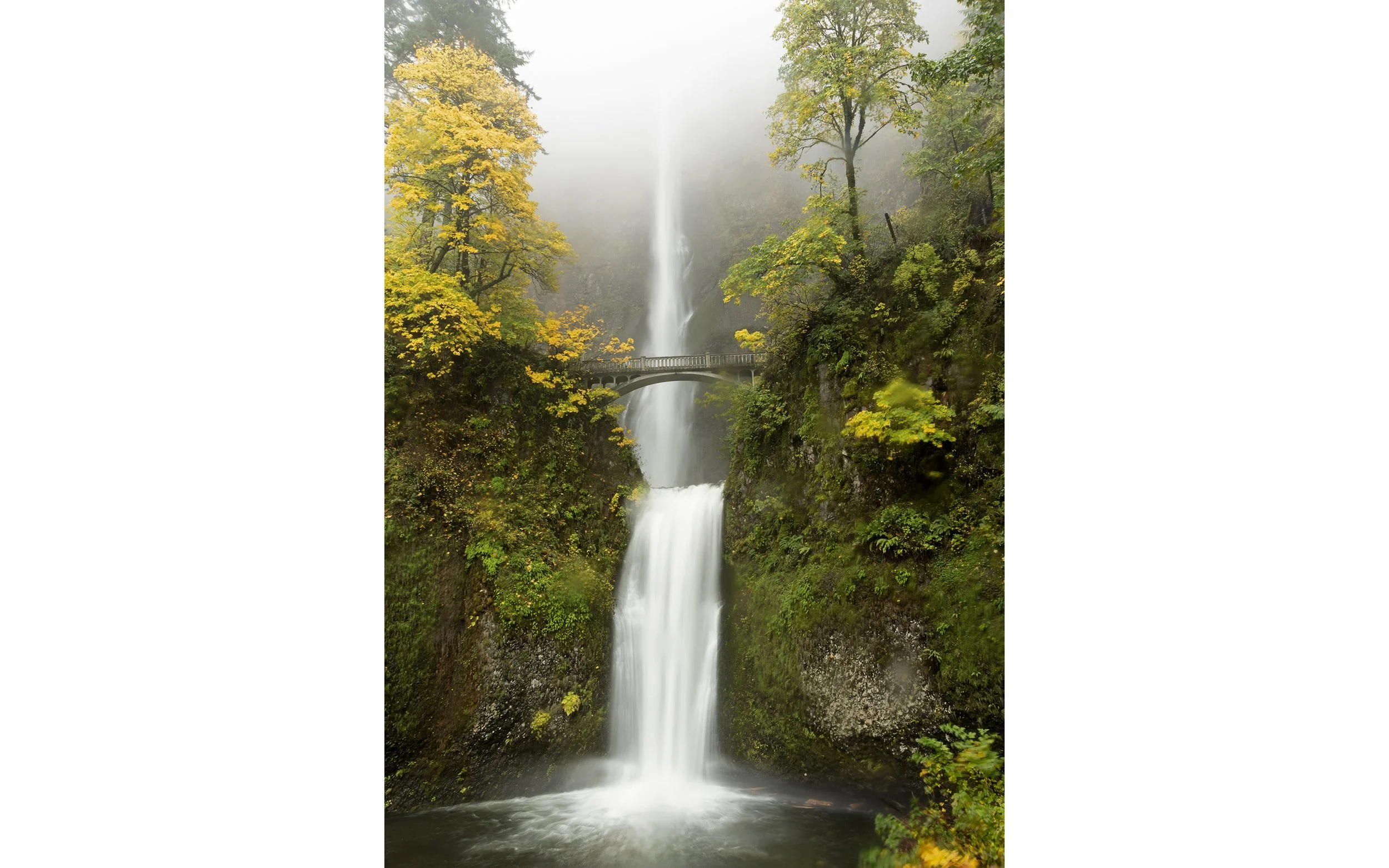 Multnomah Falls, October 2019.jpg