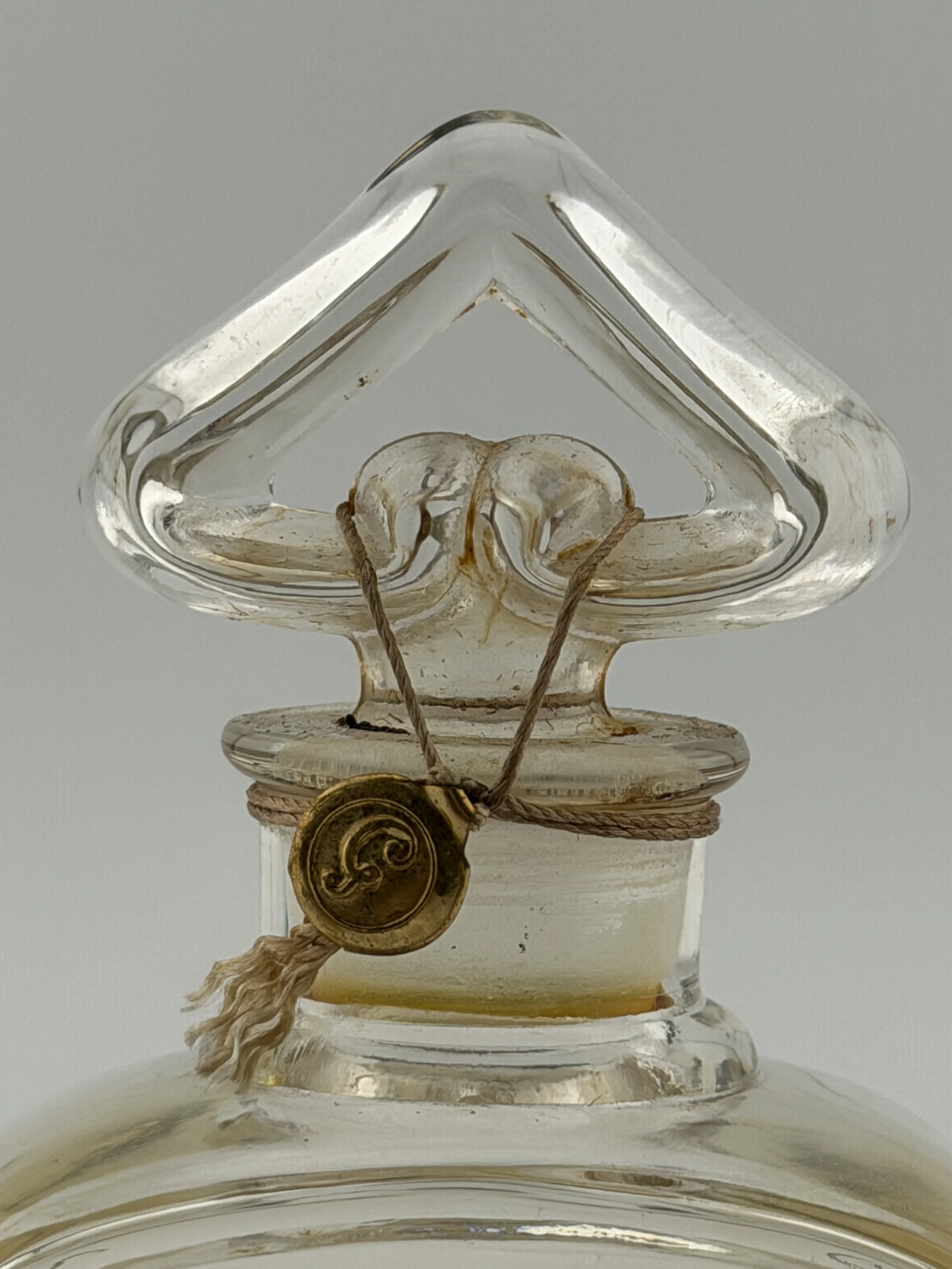 Guerlain-Mitsouko-GUE0004-3.jpg