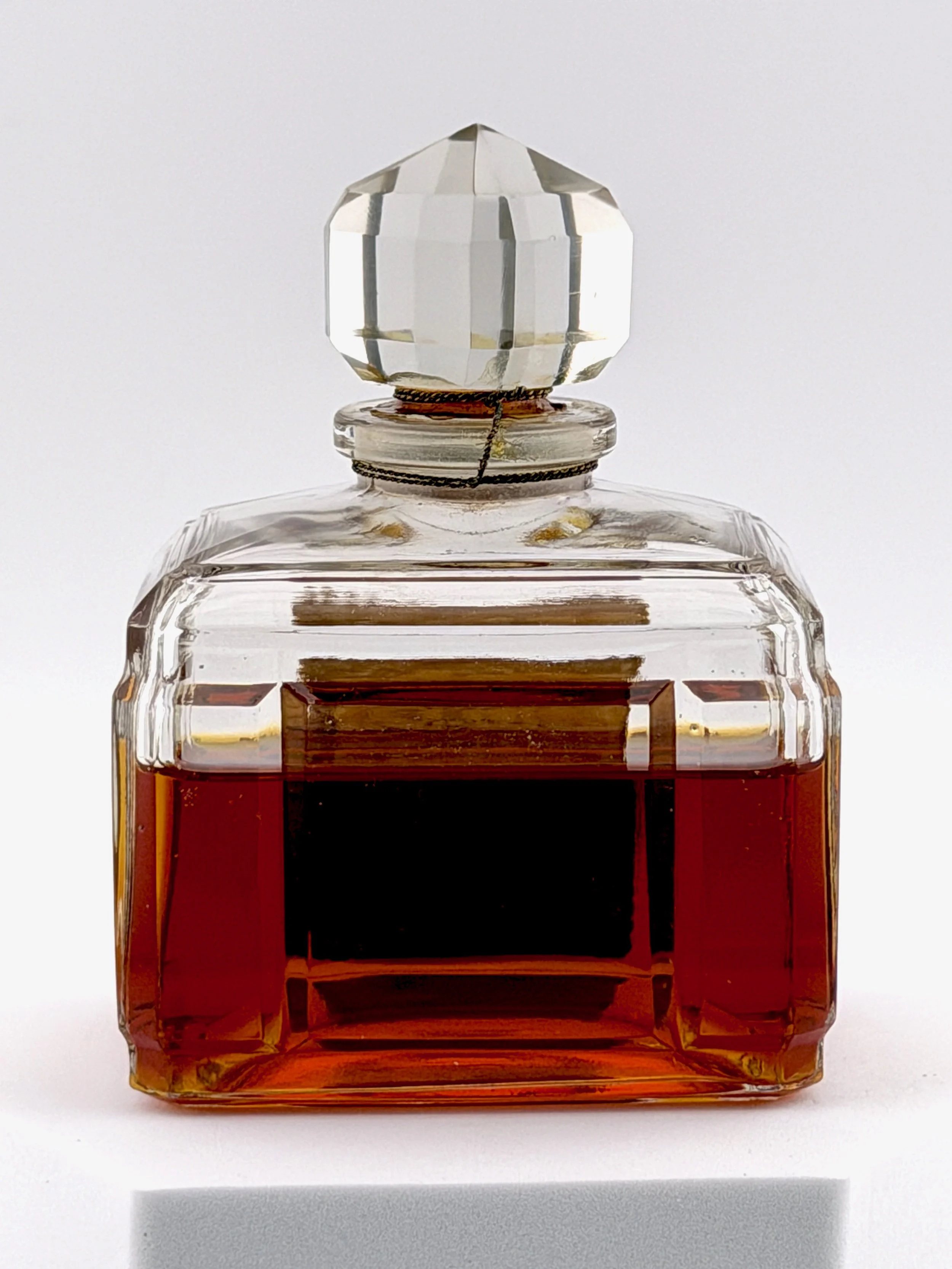 Bellodgia-Caron-Vintage-90ml-3.jpg
