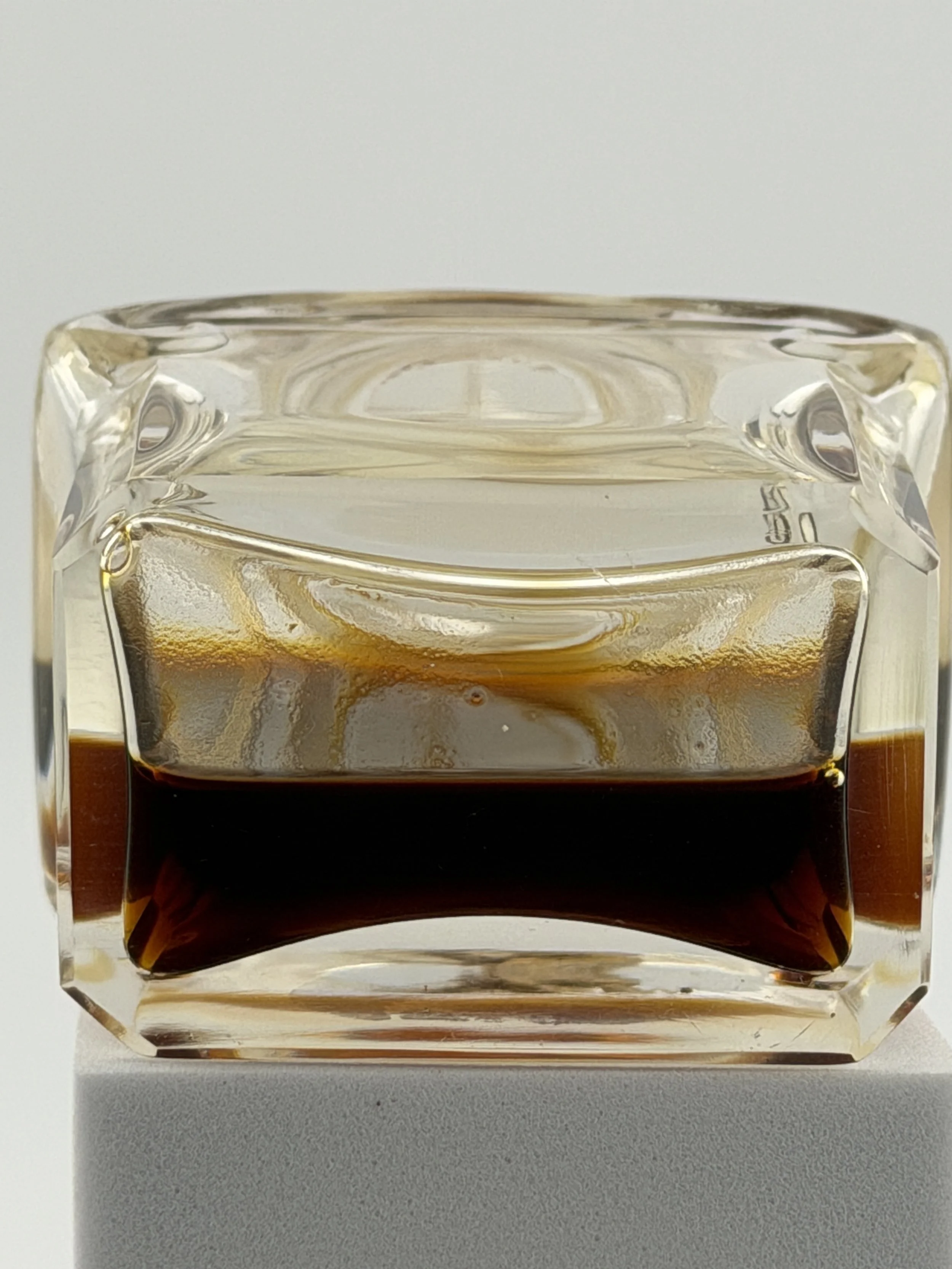Guerlain-Mitsouko-GUE0004-4.jpg