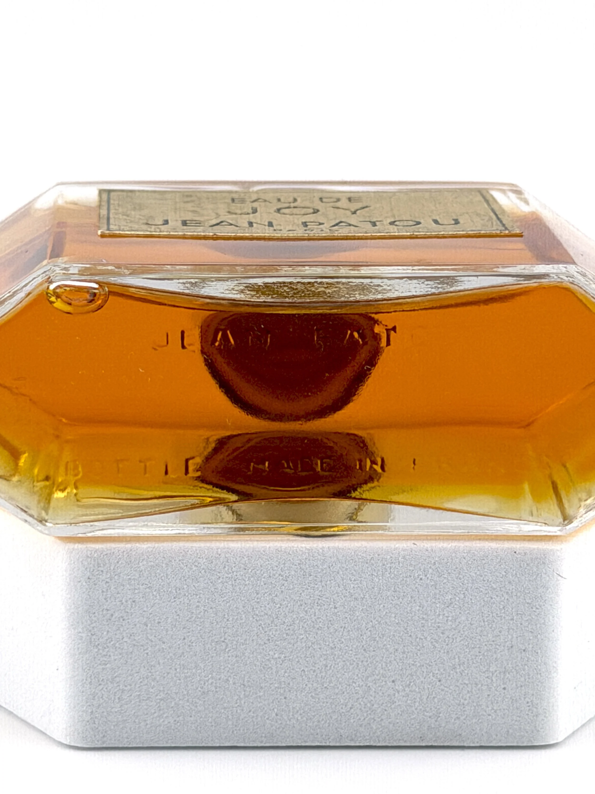 Jean-Patou-Eau-de-Joy-Gift-Set-PAT0003-5.JPG