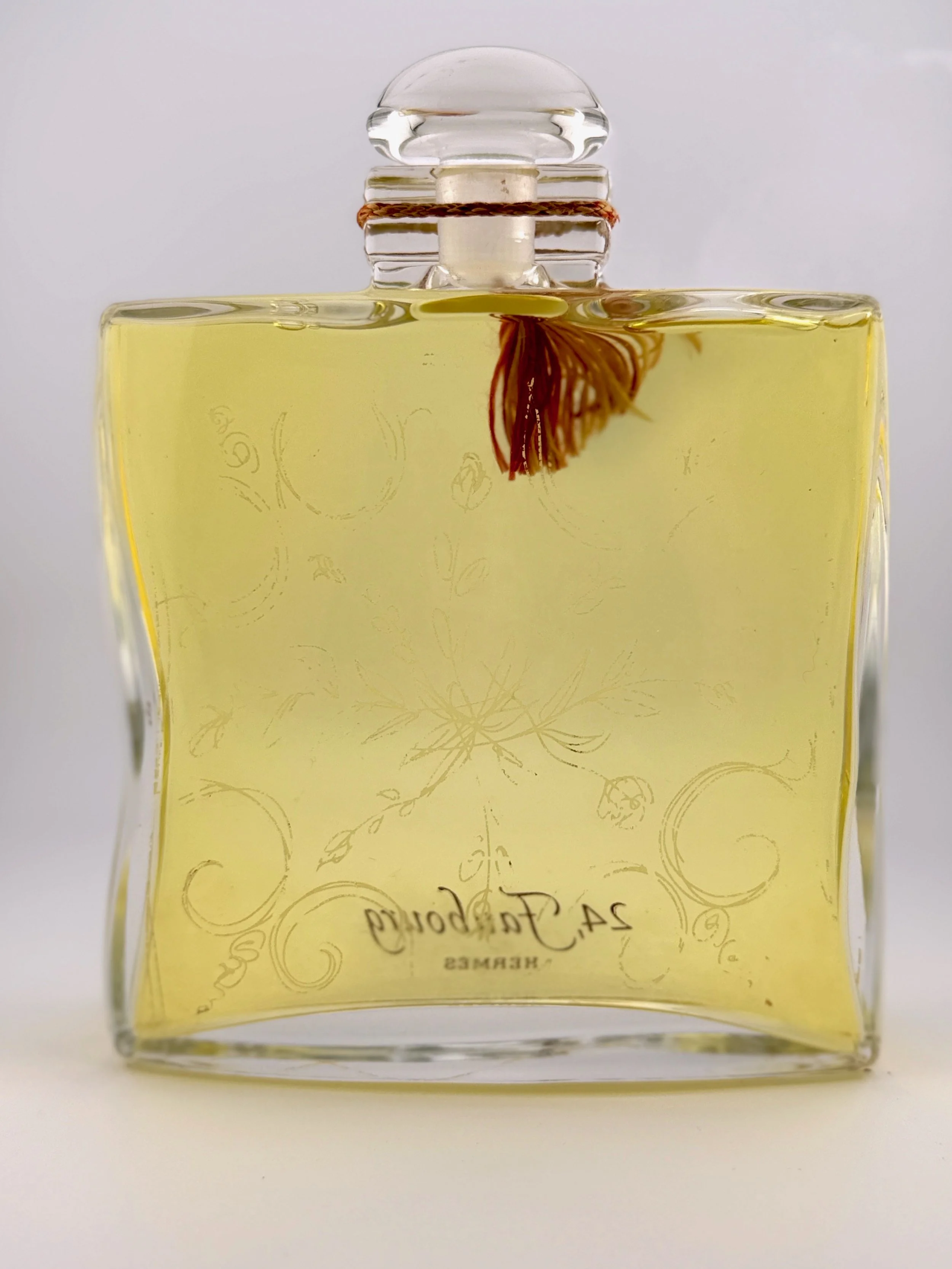 Hermès-24-Faubourg-Factice-HER0001-2.jpg