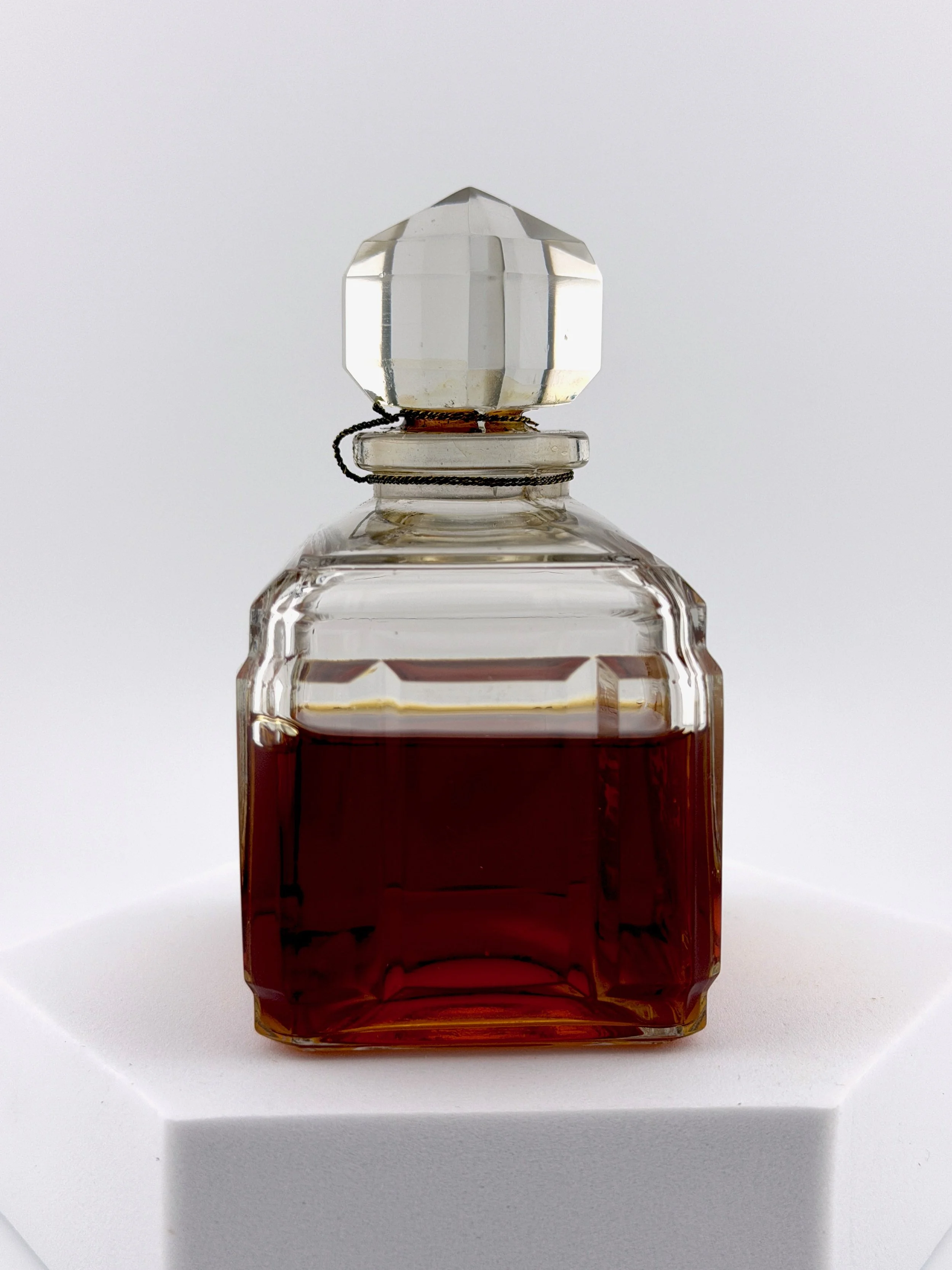 Bellodgia-Caron-Vintage-90ml-2.jpg