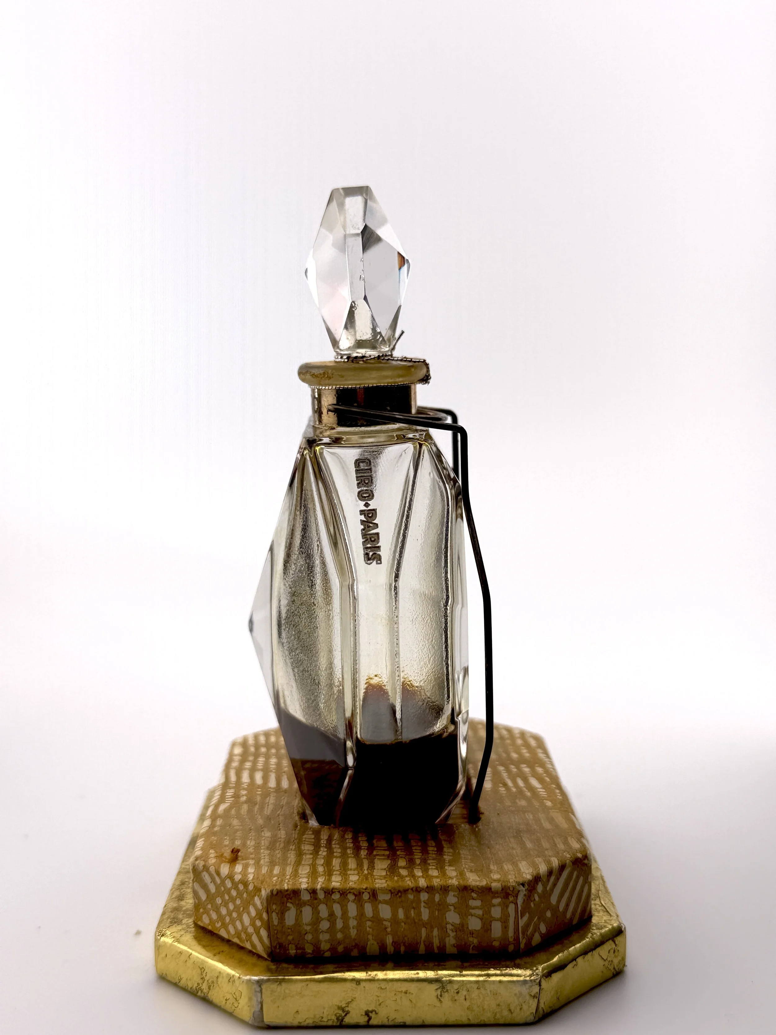 Ciro-Surrender-Box-CIR0002-03.JPG