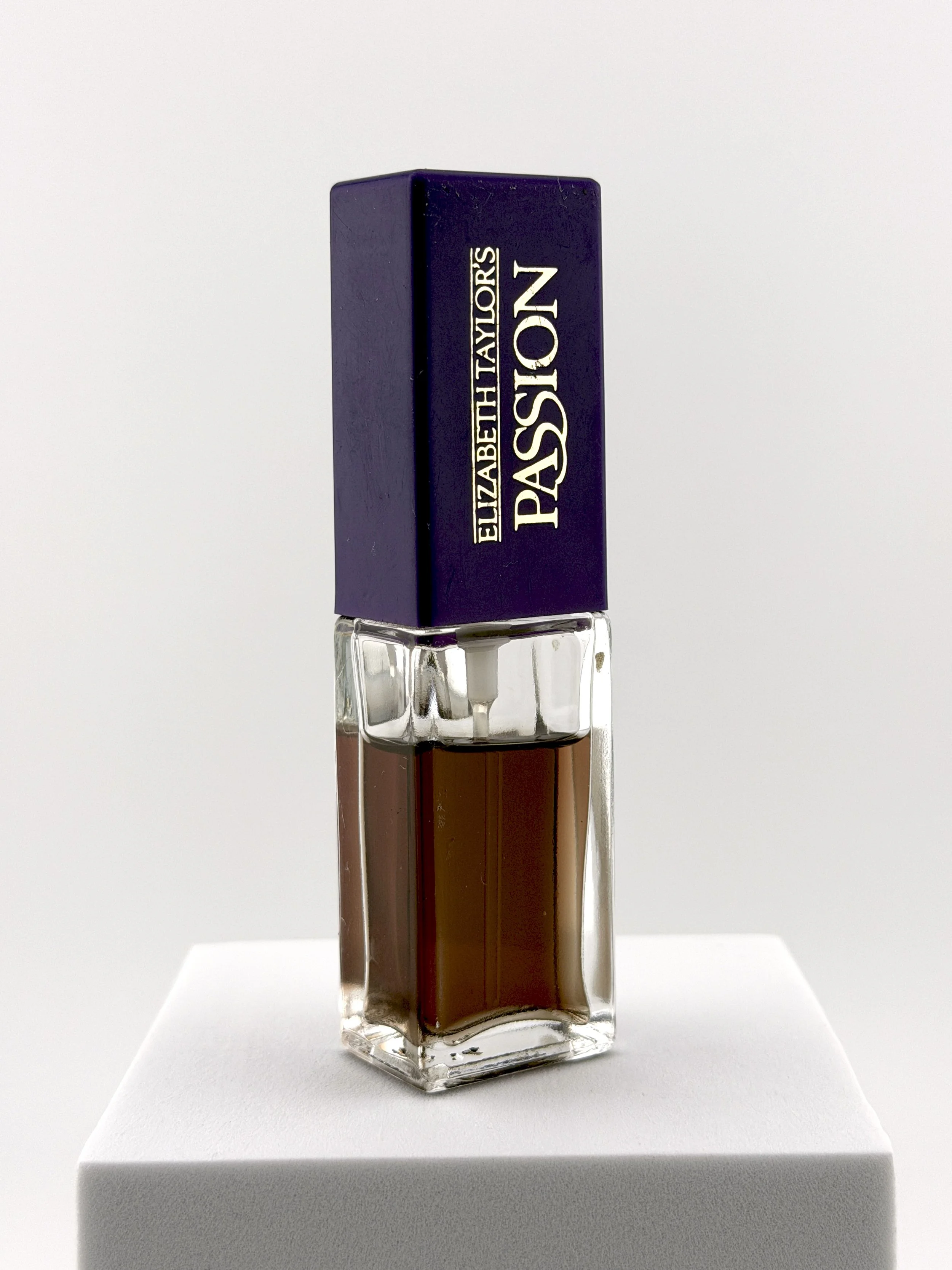 Elizabeth-Taylor-Passion-ELT0006-1.JPG