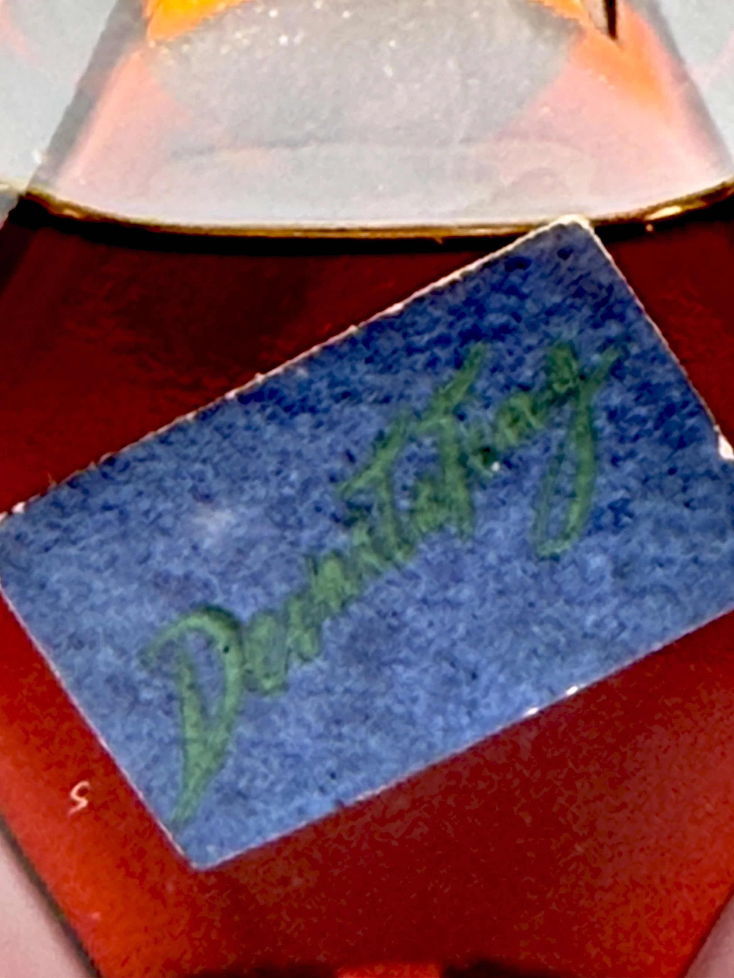 Parfums-Anjou-Devistating-ANJ0001-3.JPG