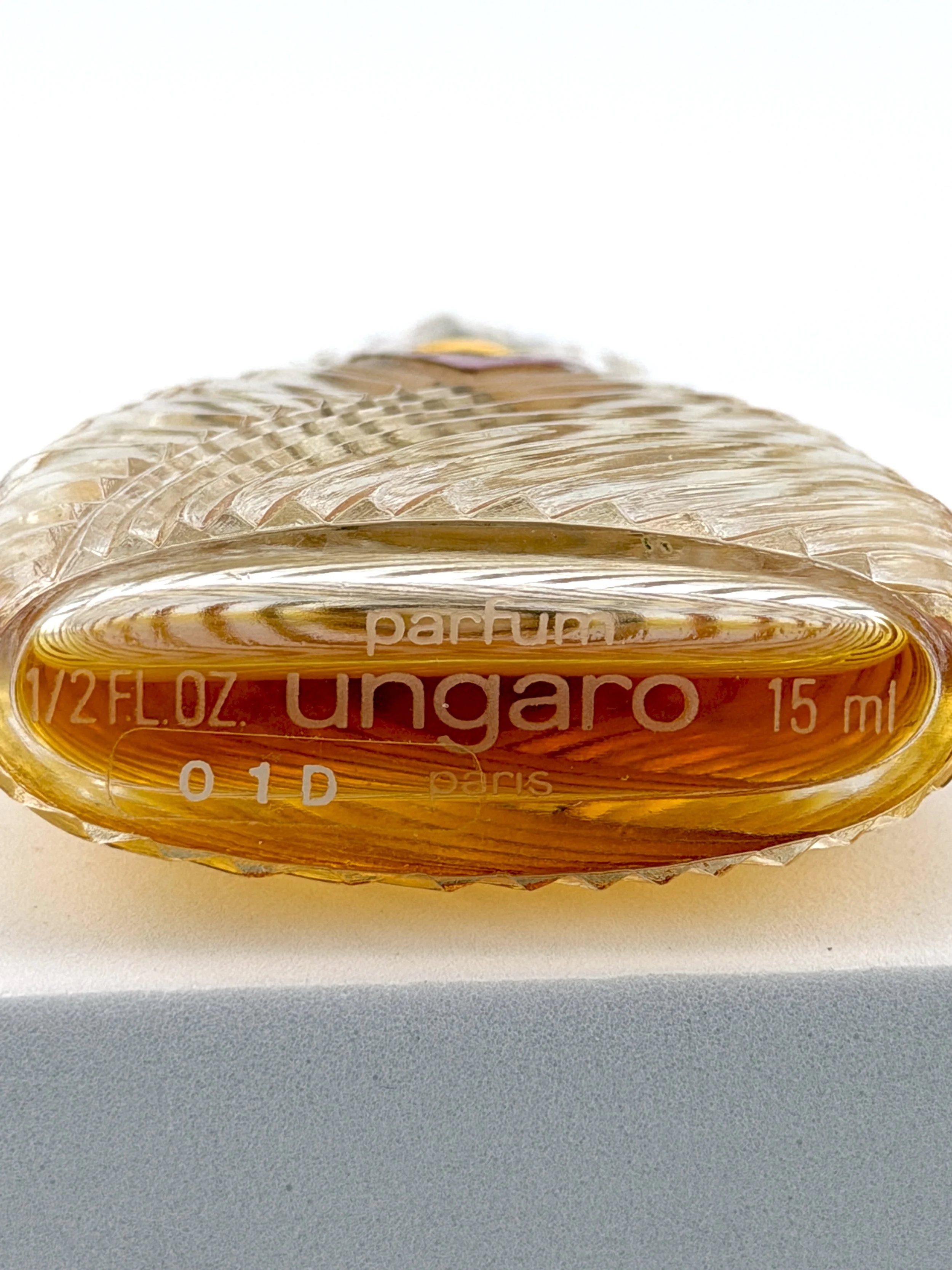 Emanuel-Ungaro-Diva-UNG0001-6.JPG