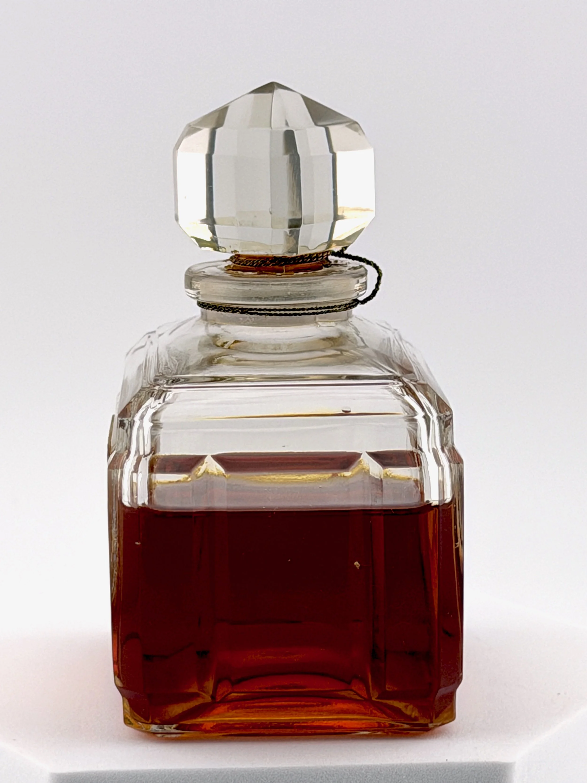 Bellodgia-Caron-Vintage-90ml-4.jpg