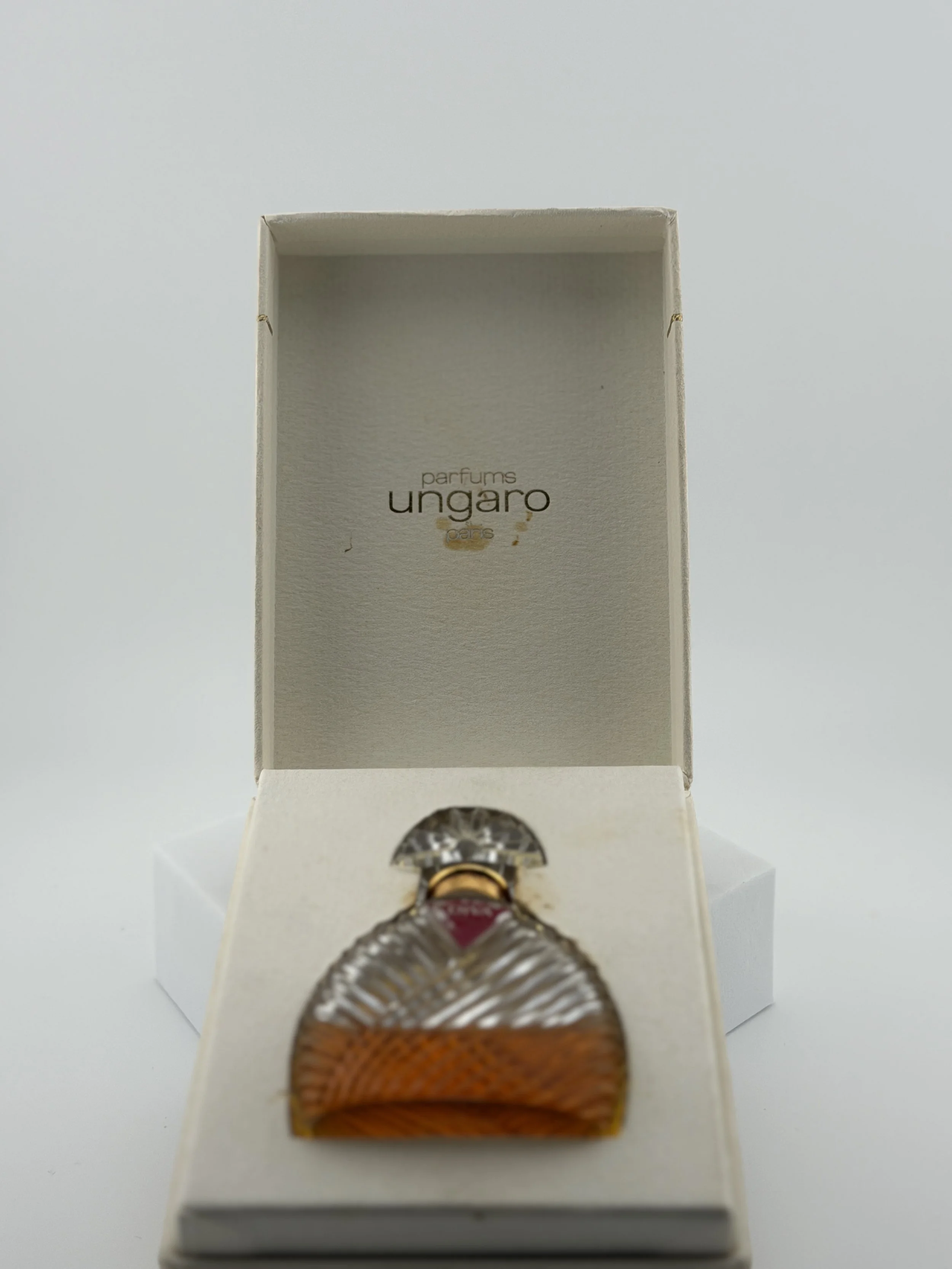 Diva-Emanuel-Ungaro-Splash--Box-3.jpg