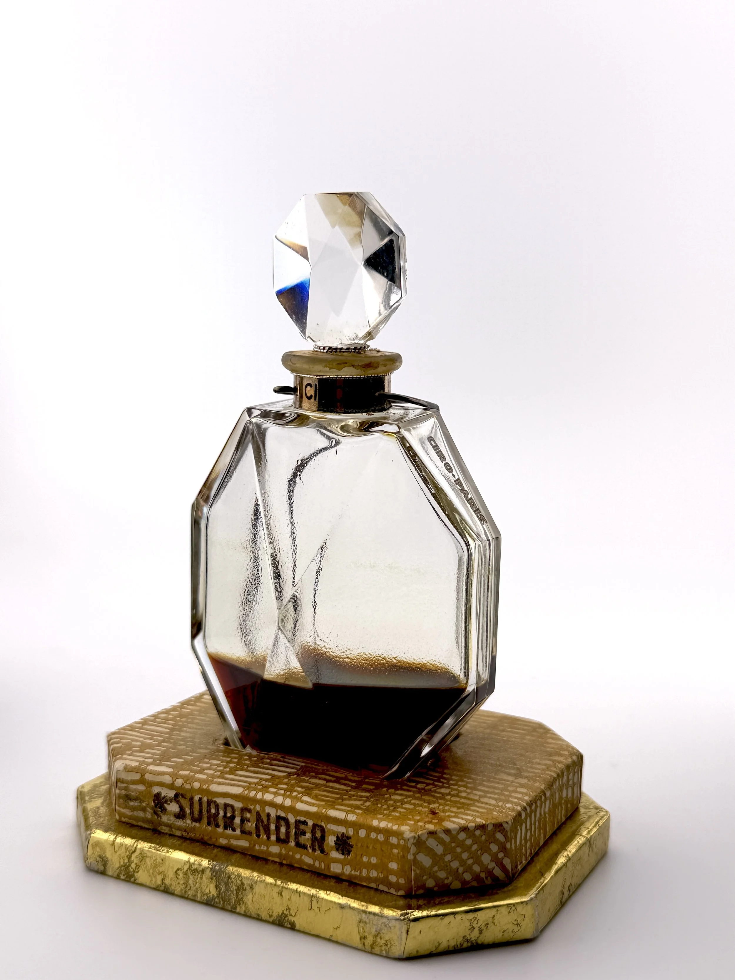 Ciro-Surrender-Box-CIR0002-02.JPG