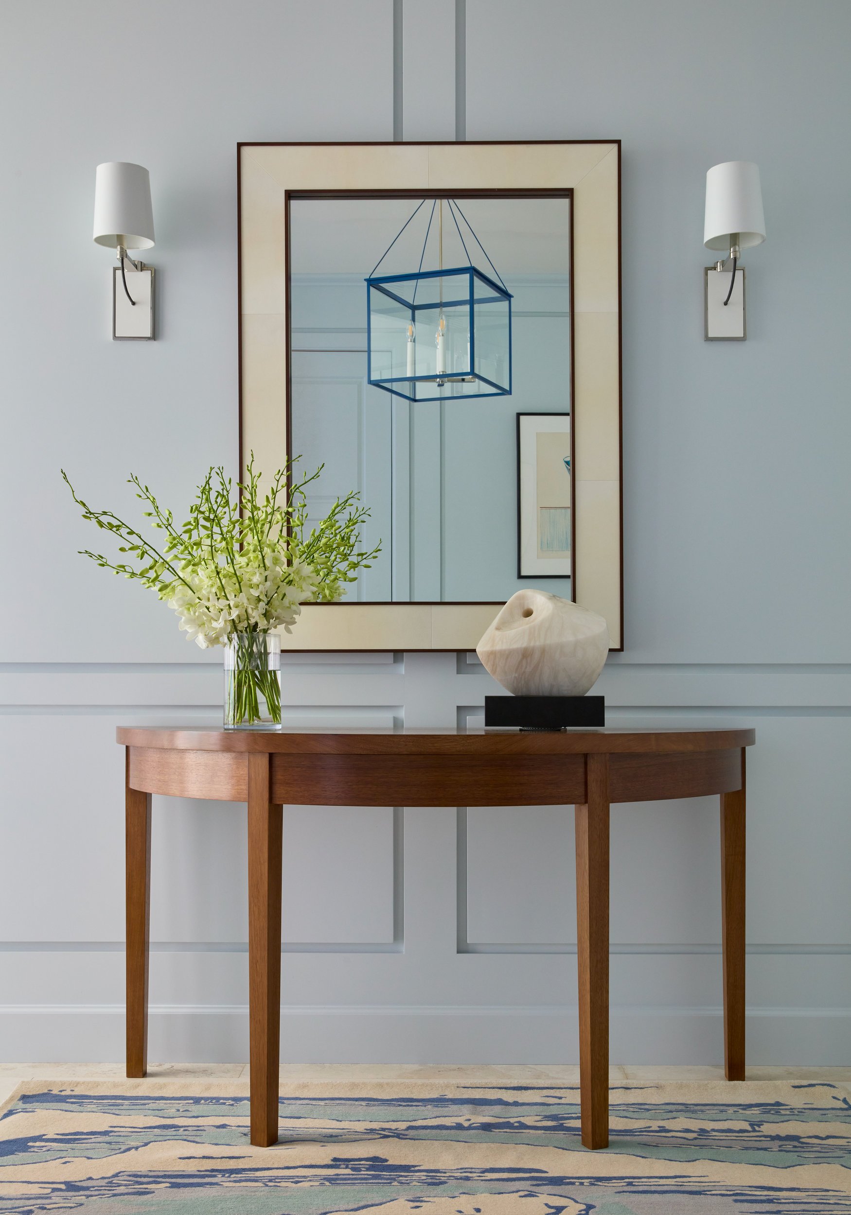 brady-design-gulfstream-penthouse-entry-foyer-console.jpg