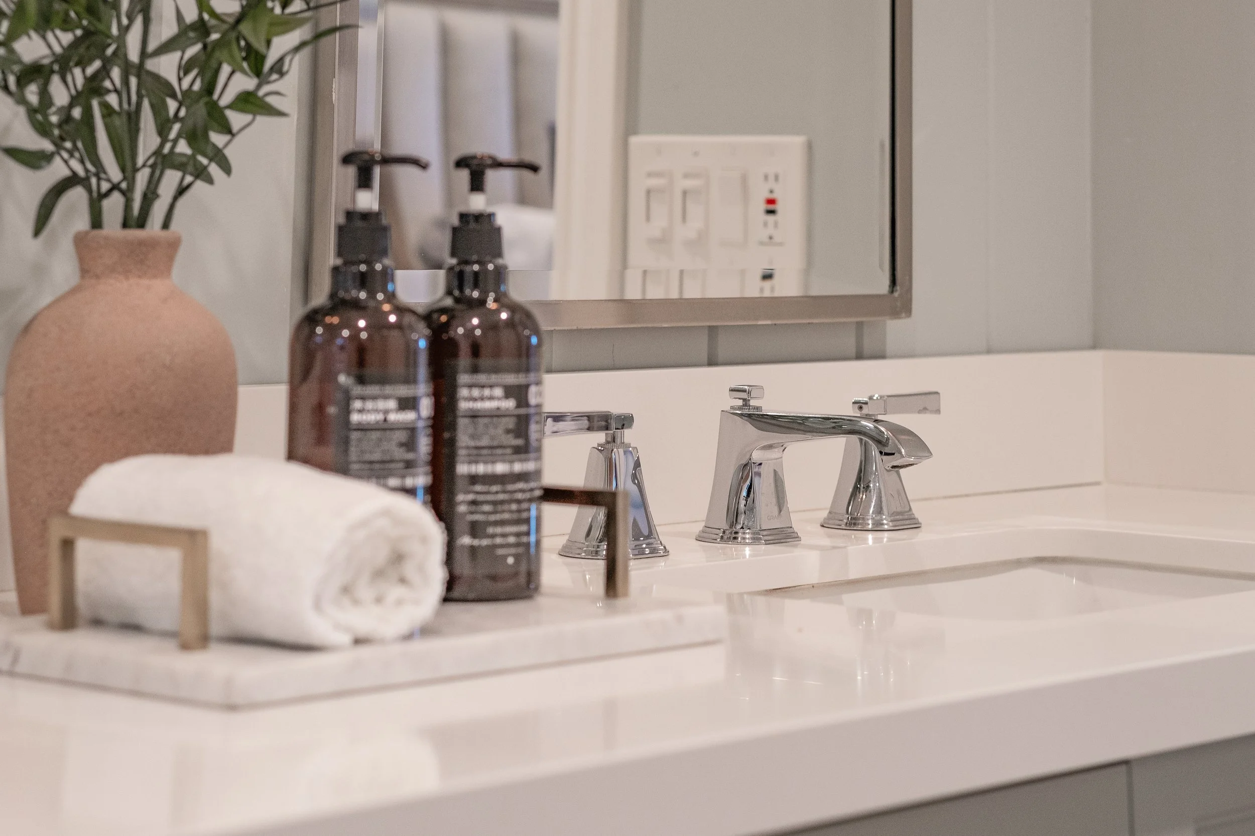 Contemporary master ensuite in an Arcadia, California luxury home photographed by Mike Fujie