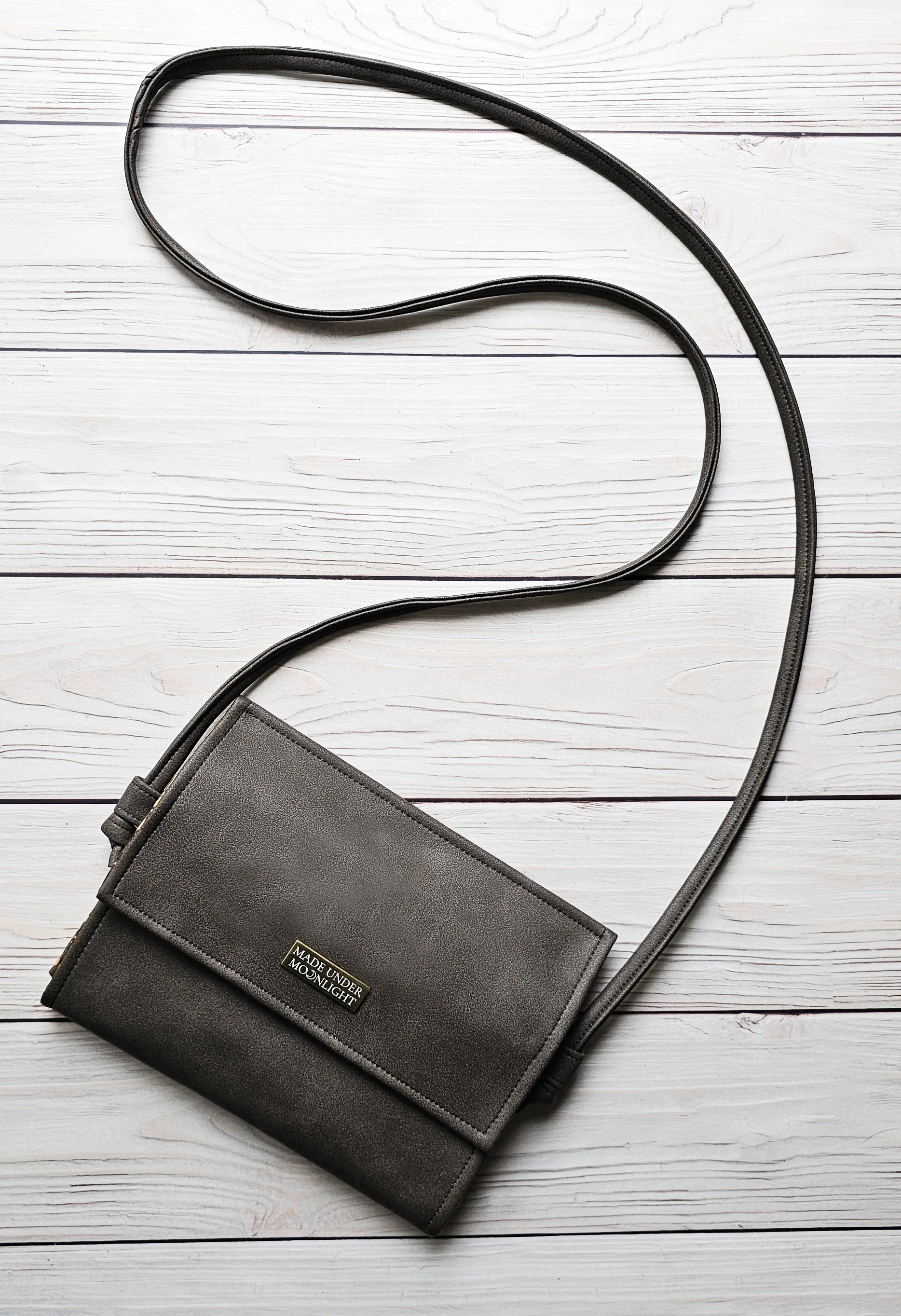 Nova Clutch Crossbody Purse - Walnut