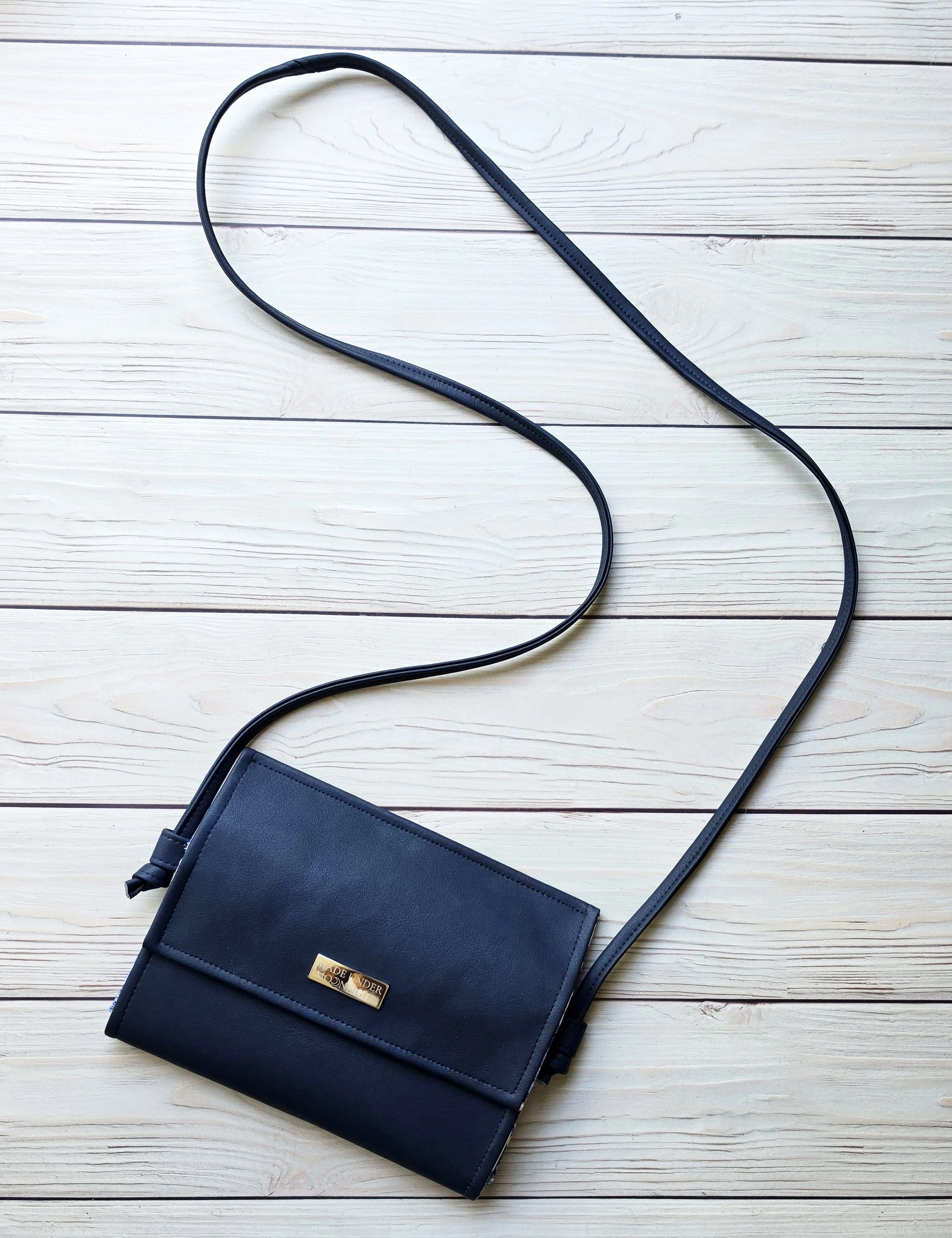 Nova Clutch Crossbody Purse - Navy Blue