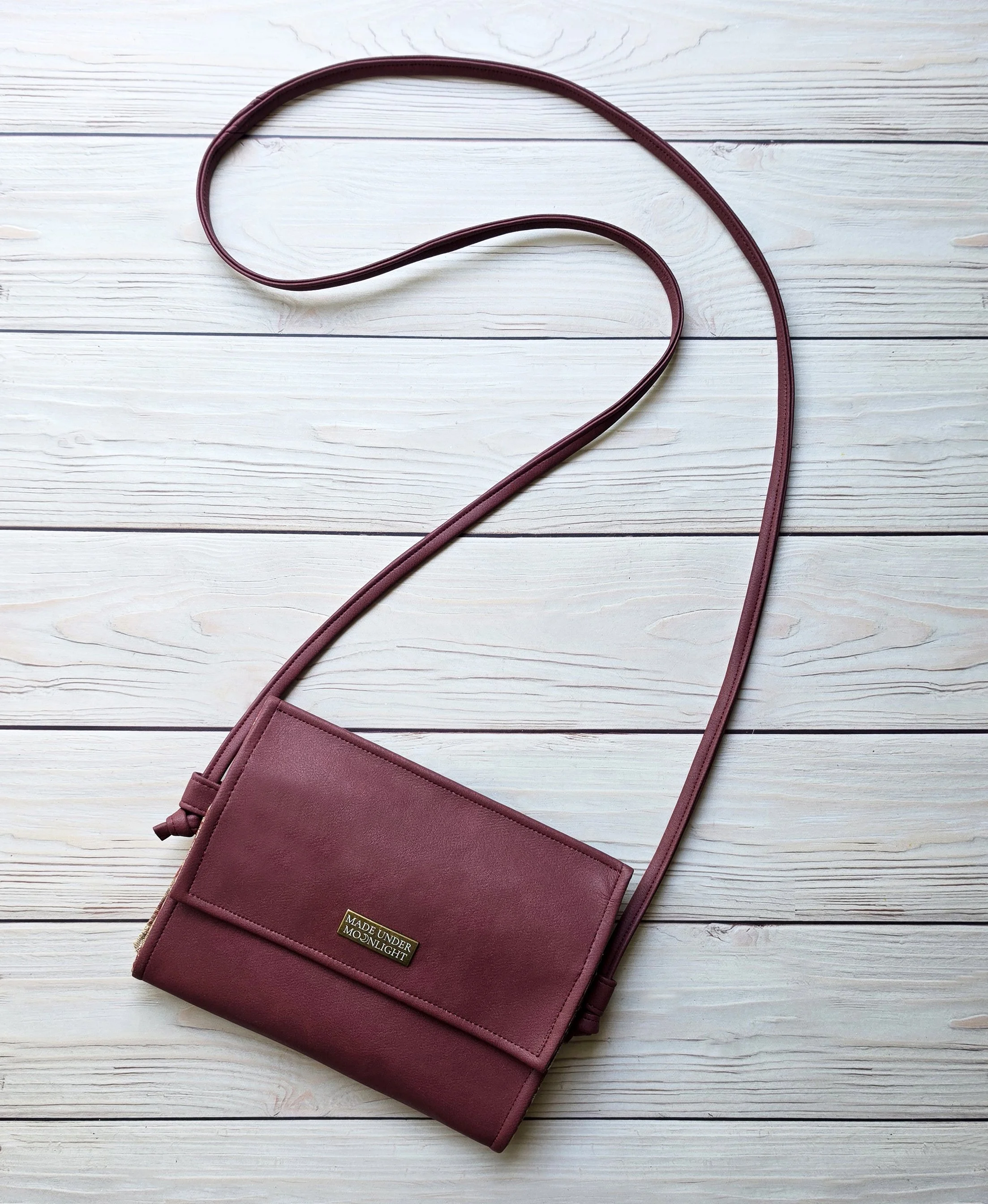 Nova Clutch Crossbody Purse - Maroon