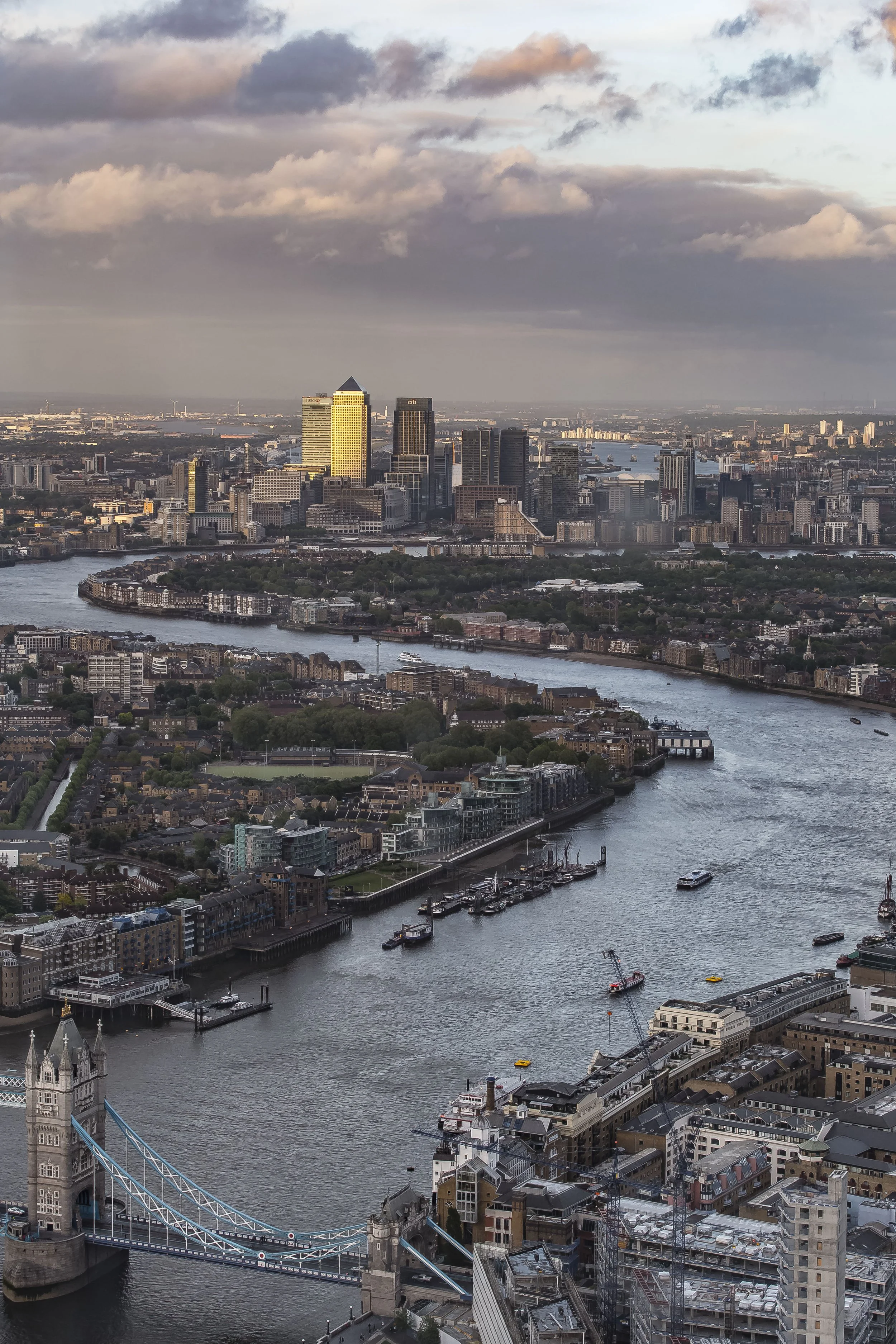 Towards Canary Wharf