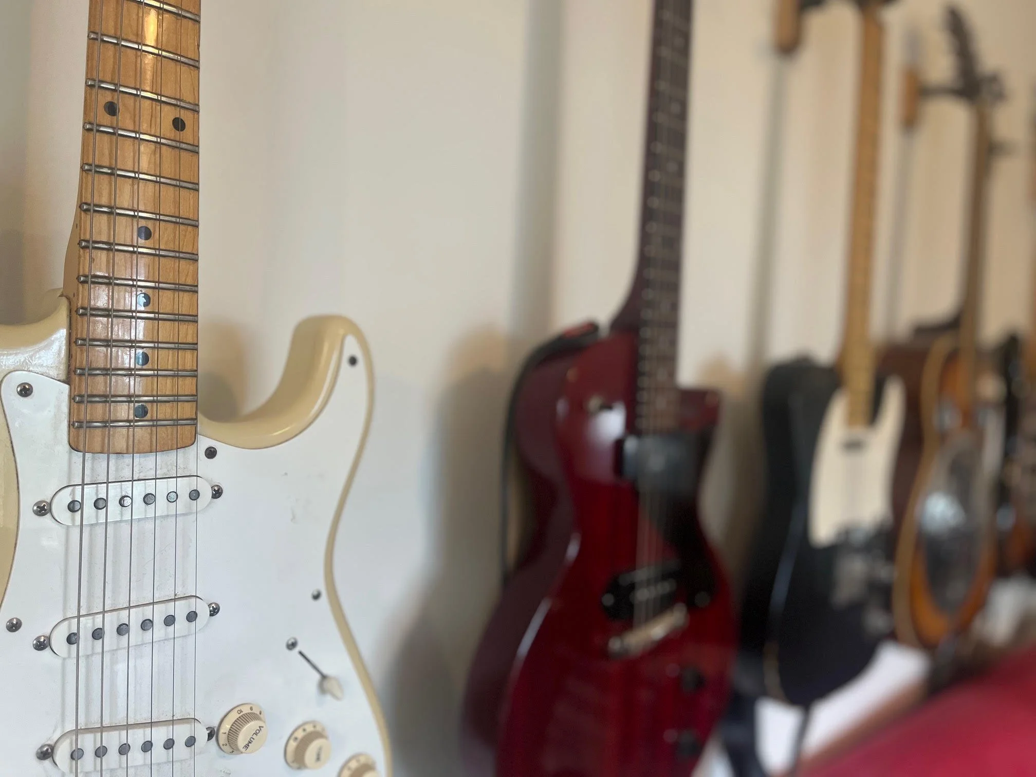john stiver intermediate guitar course