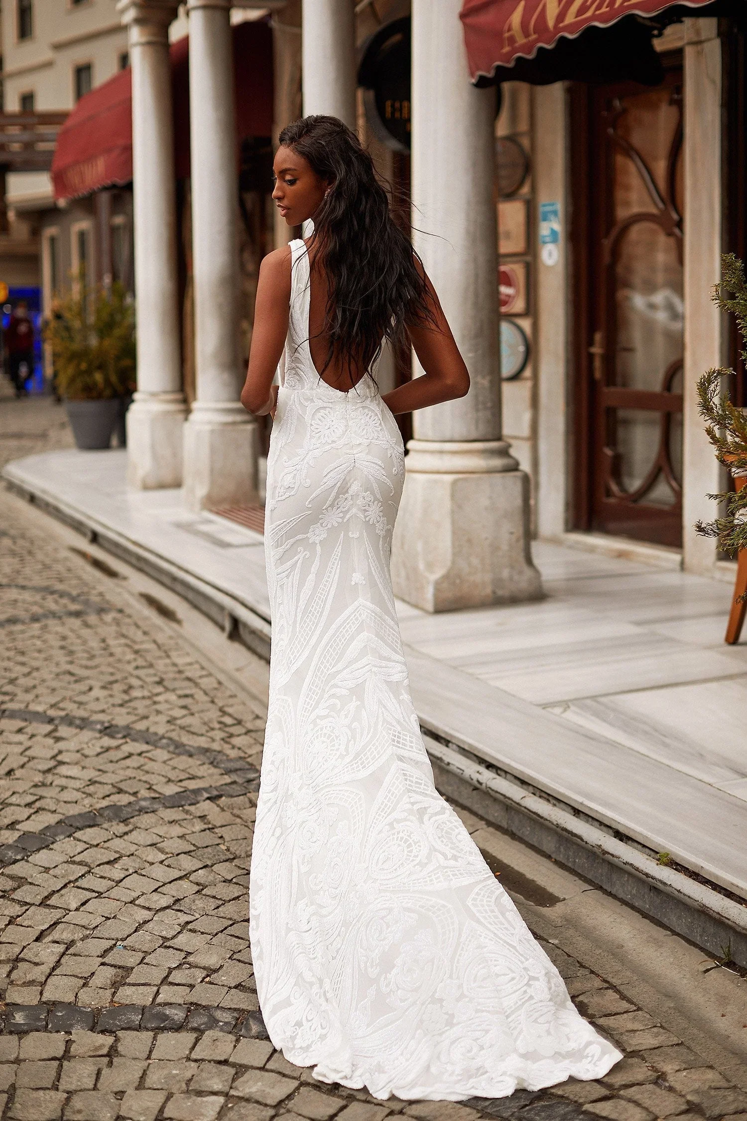 89_05a81fc9-344a-4174-8224-e3bc324f068a_1500x2250.webp