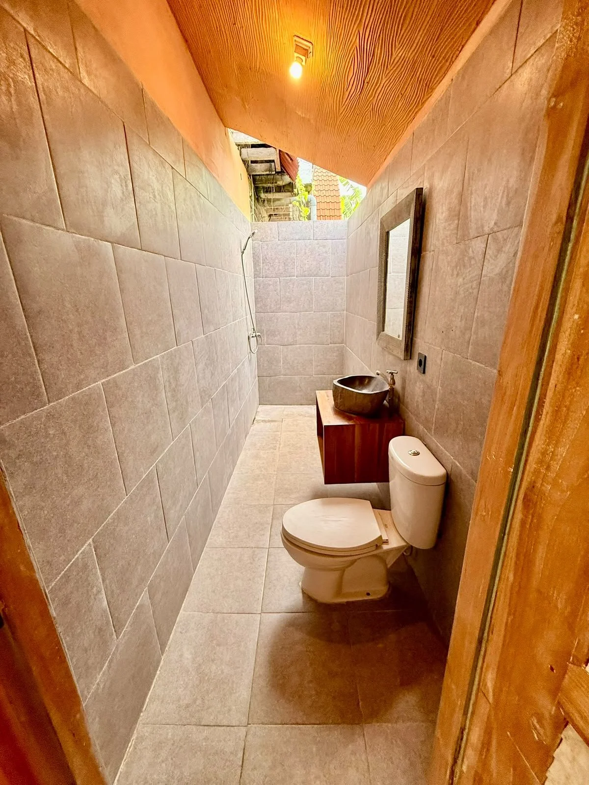 The Big Room Ensuite