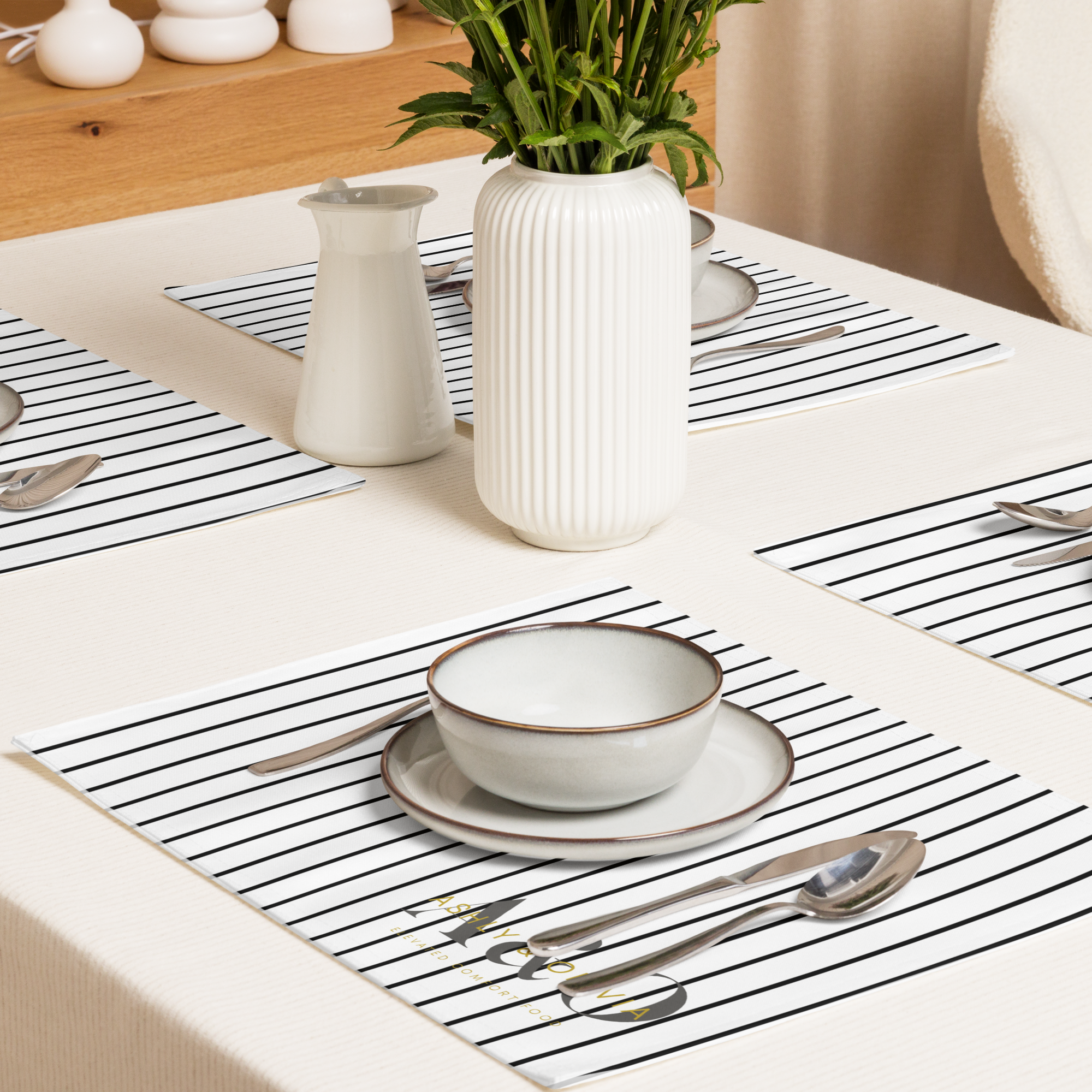 Ashly & Olivia Striped Placemat Set