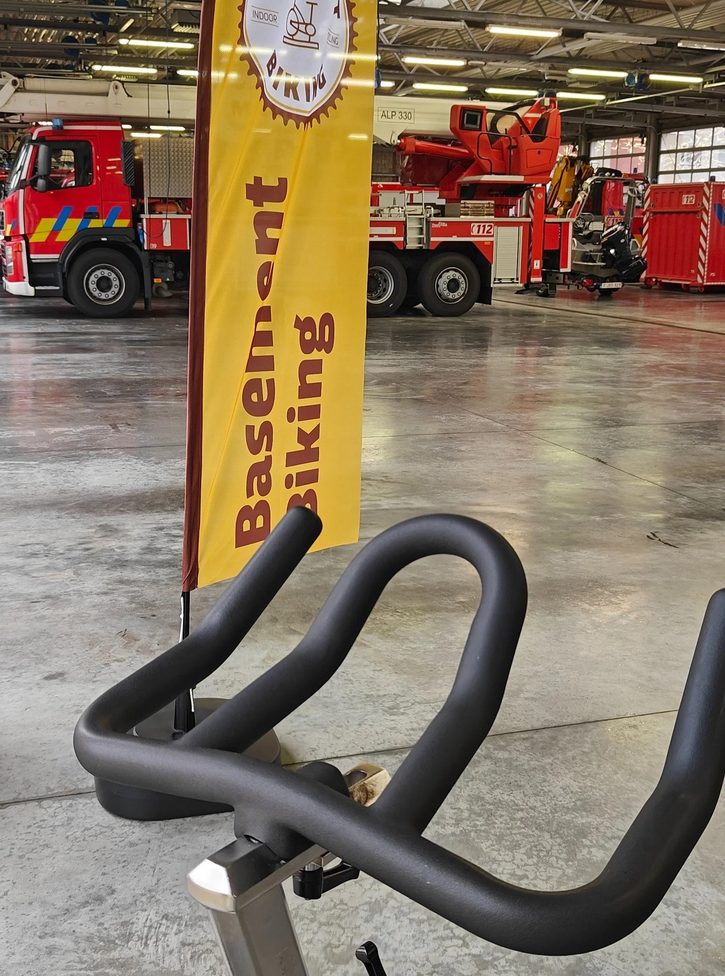 Samen met de brandweer, zijn we er volledig klaar voor!
Jullie ook? Inschrijven kan je nog via de gekende https://www.bwol.be/dww25genk.html

🔥 Het BB-team geeft les van 12-14u, 16-18u en van 20u-24u.🔥

Vlammende groeten en tot morgen!
Paul &amp; L