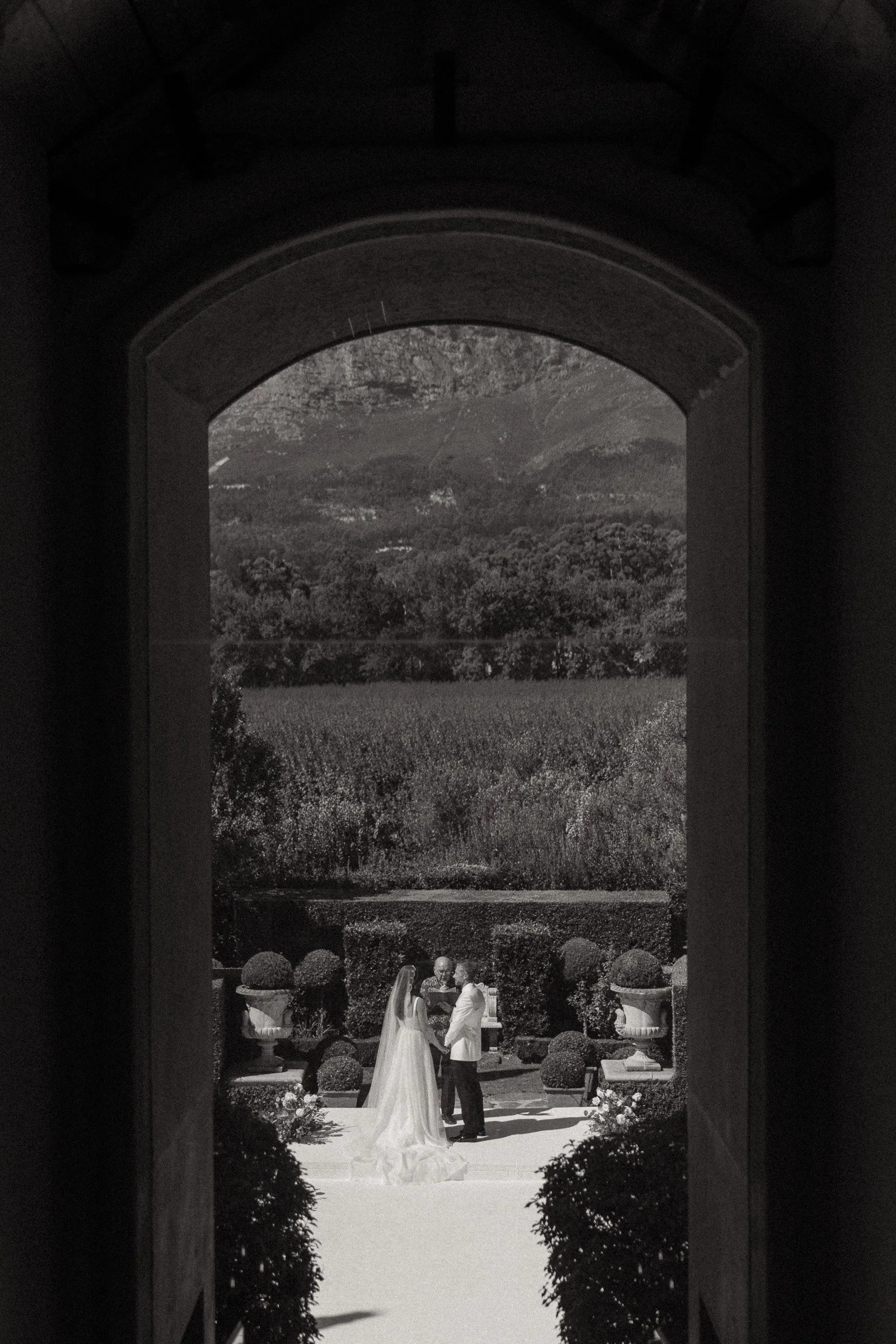 nina_buys_wedding_photographer-37.jpg