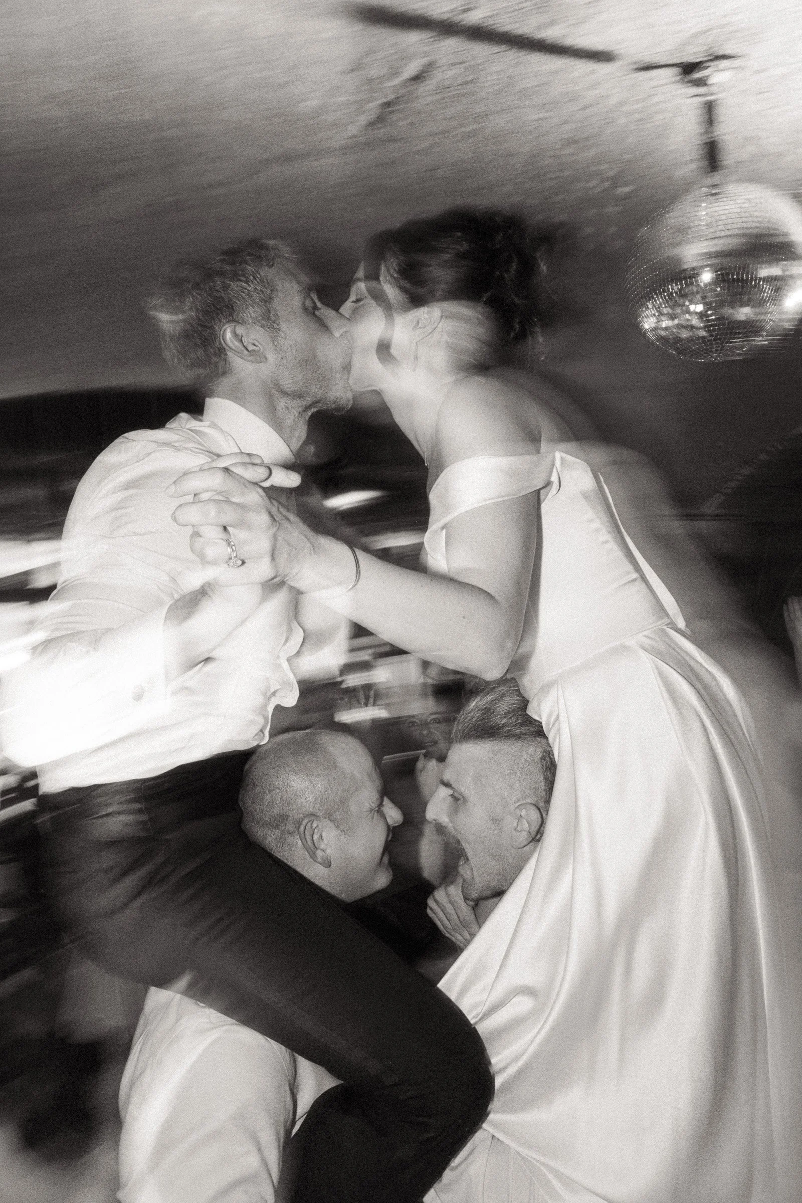 nina_buys_wedding_photographer-42.jpg