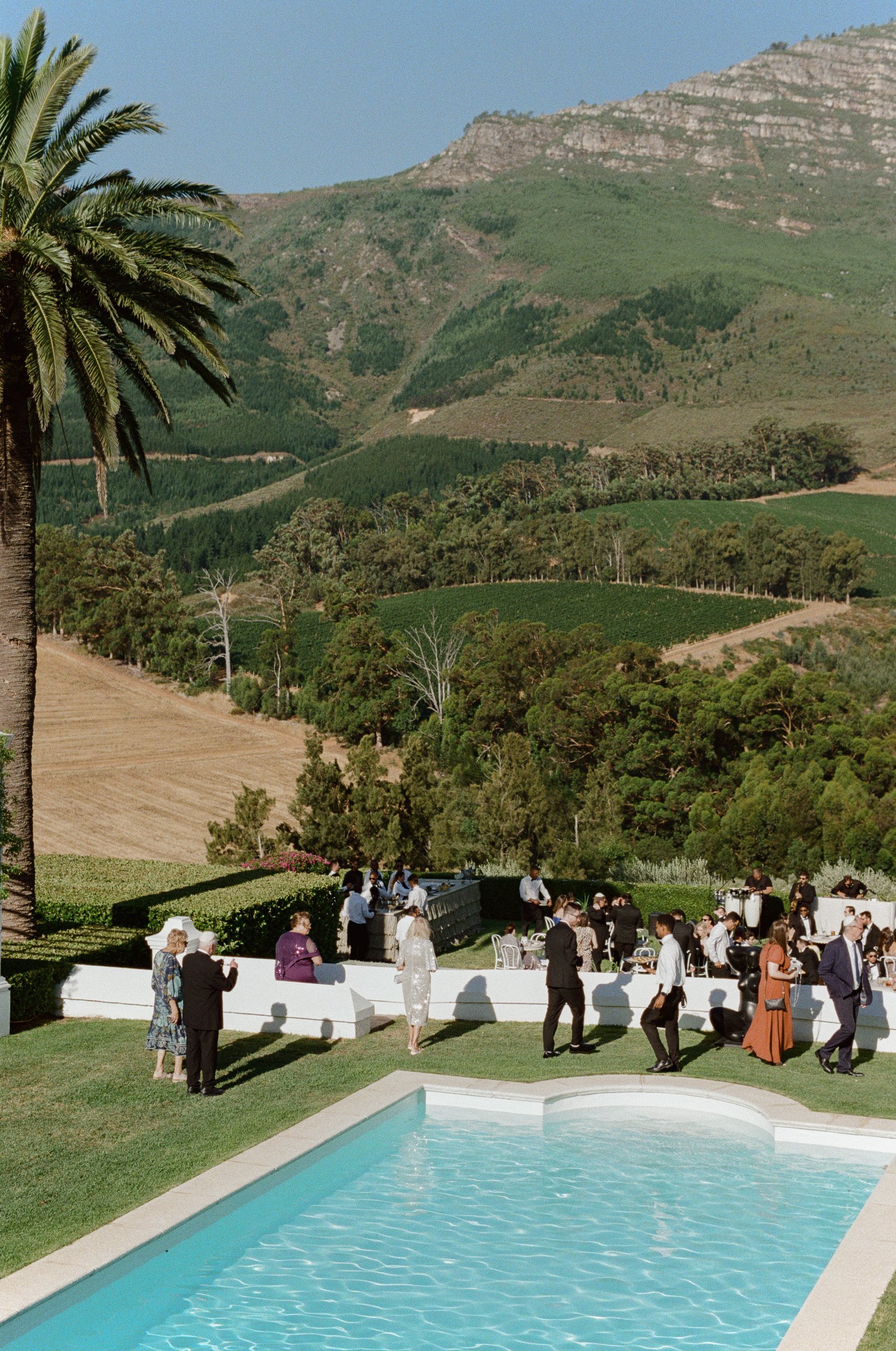 nina_buys_wedding_photographer-223.jpg