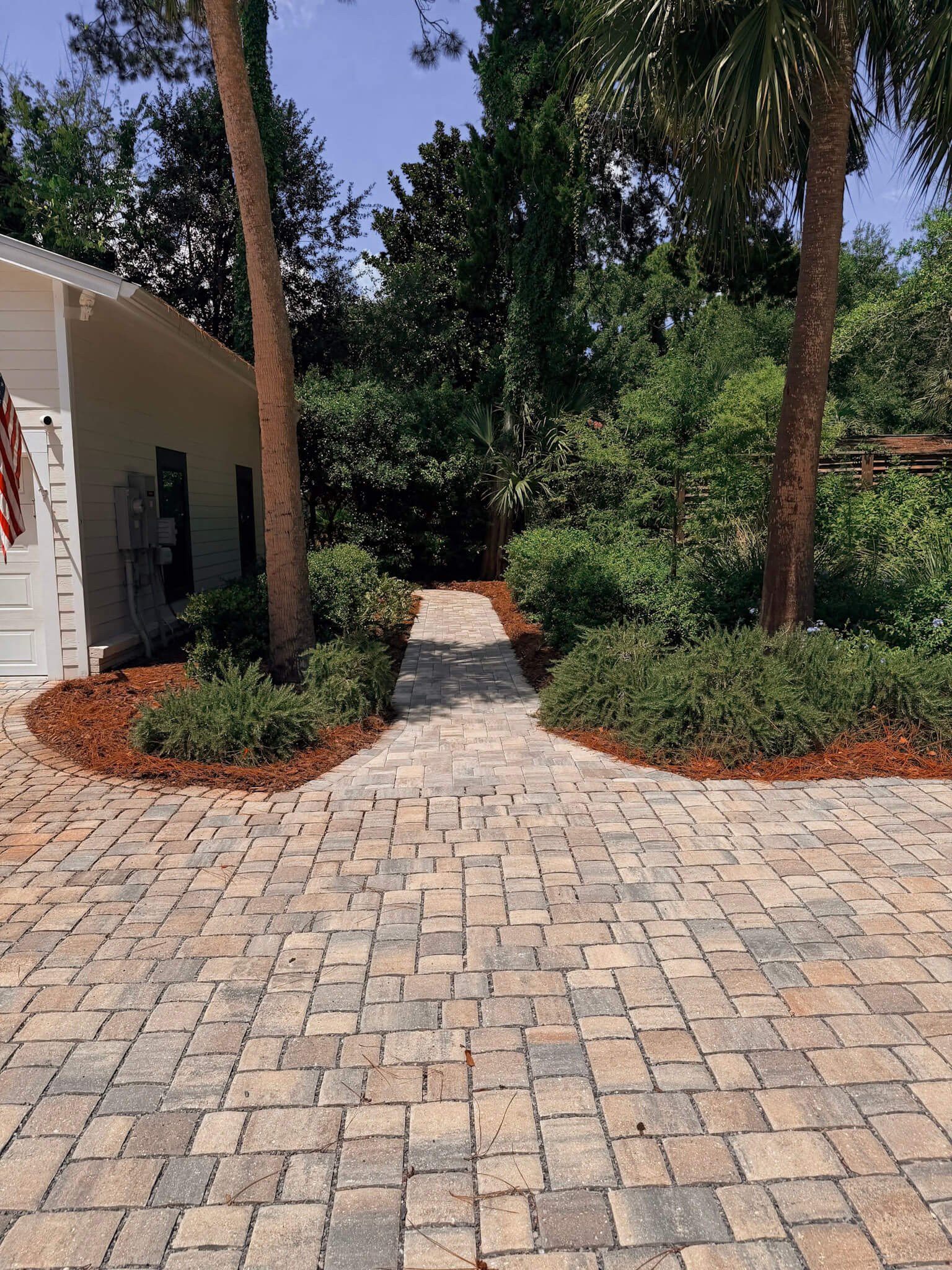 gsu_driveway and side path.jpg