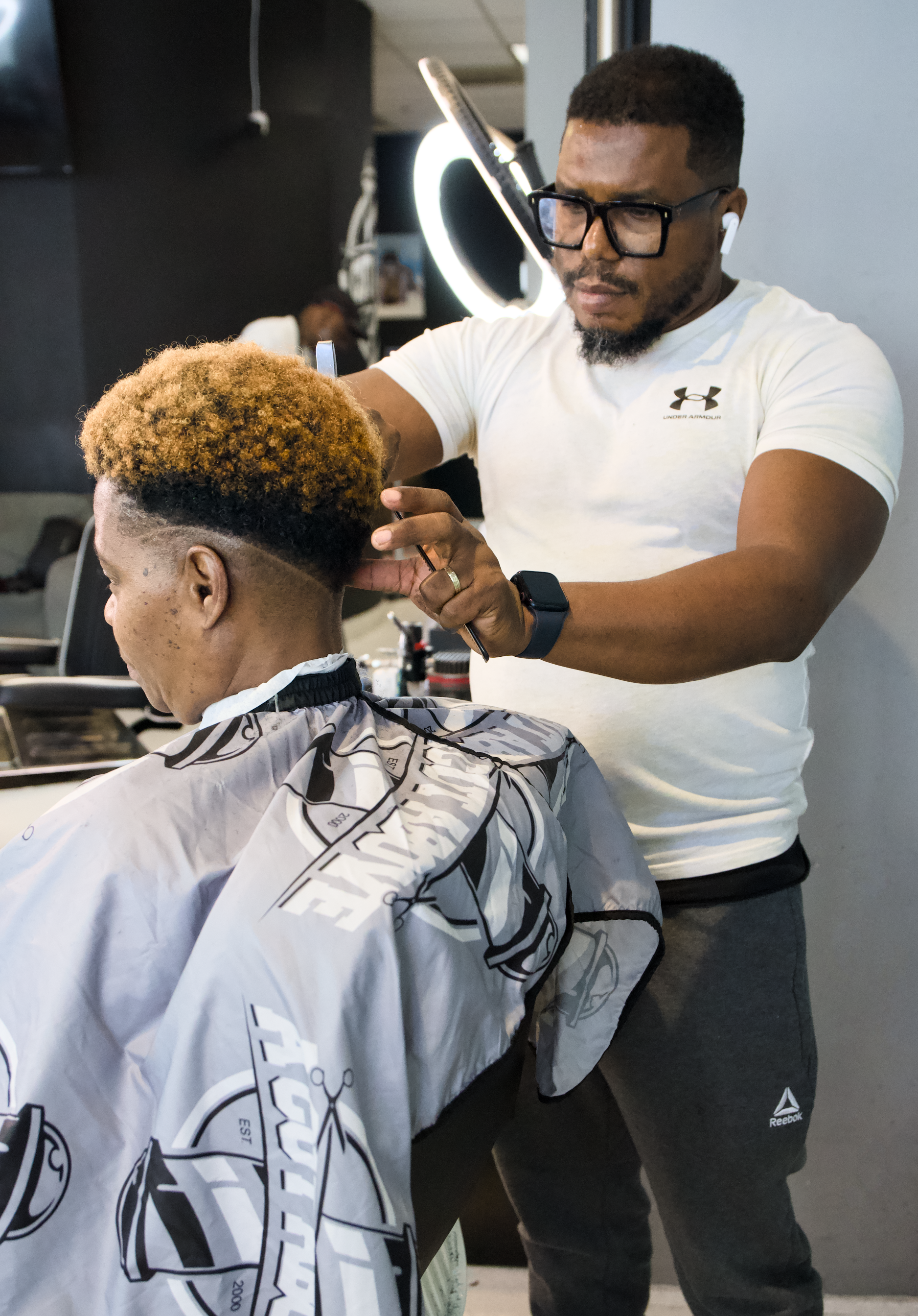 Barber Blonde Hair.png