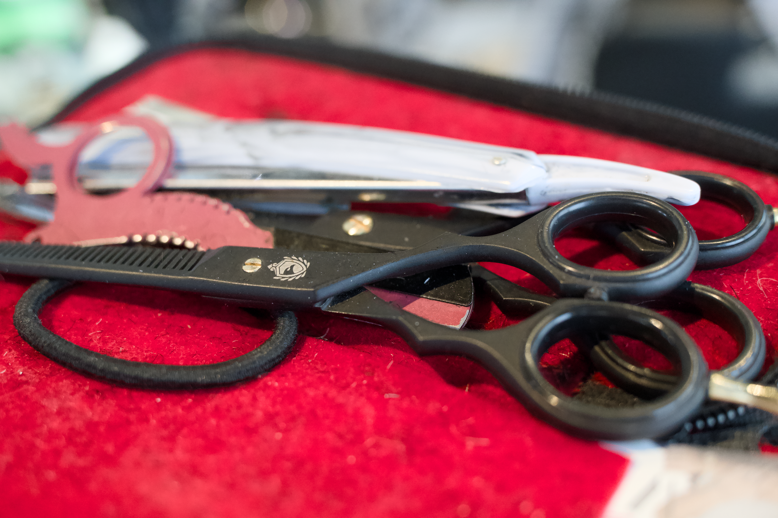 Barber Scissors.png