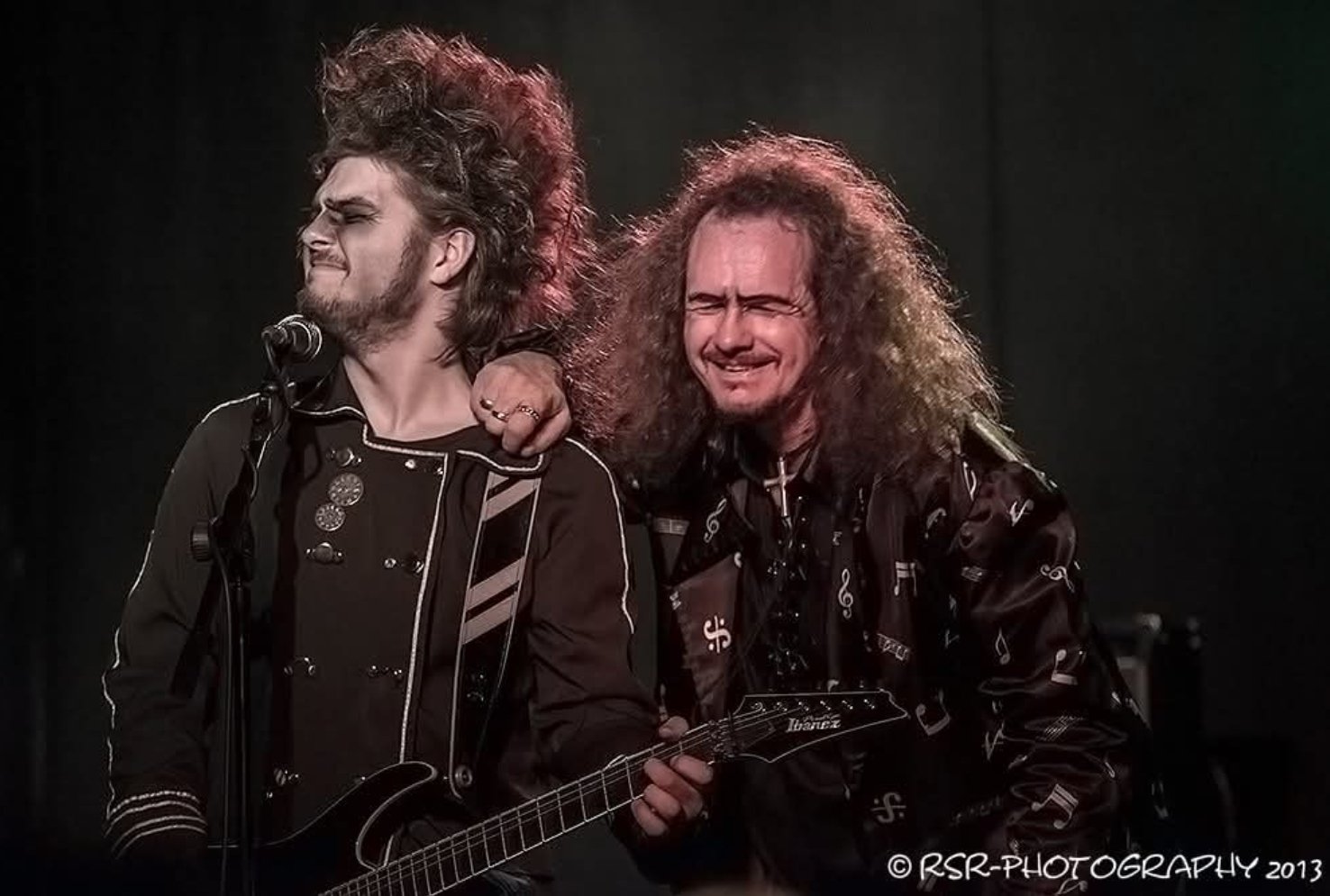 Dan Angelow on stage with Dr and the Medics along side the Dr.